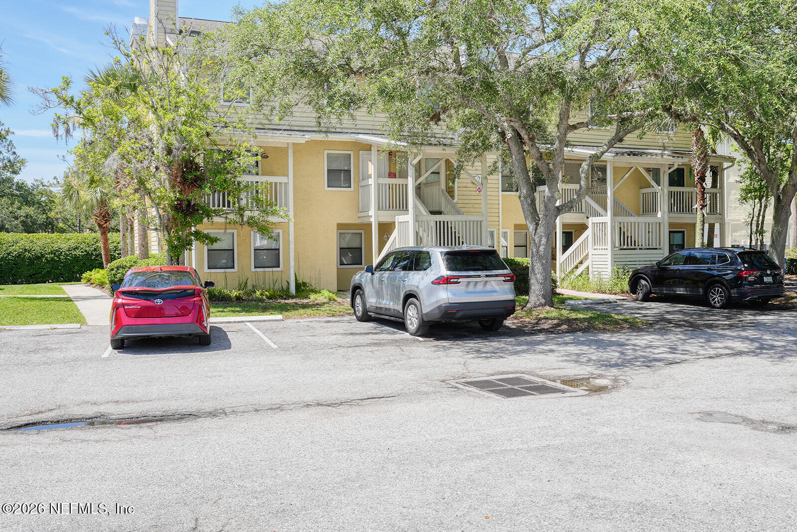 100 FAIRWAY PARK Boulevard 2102