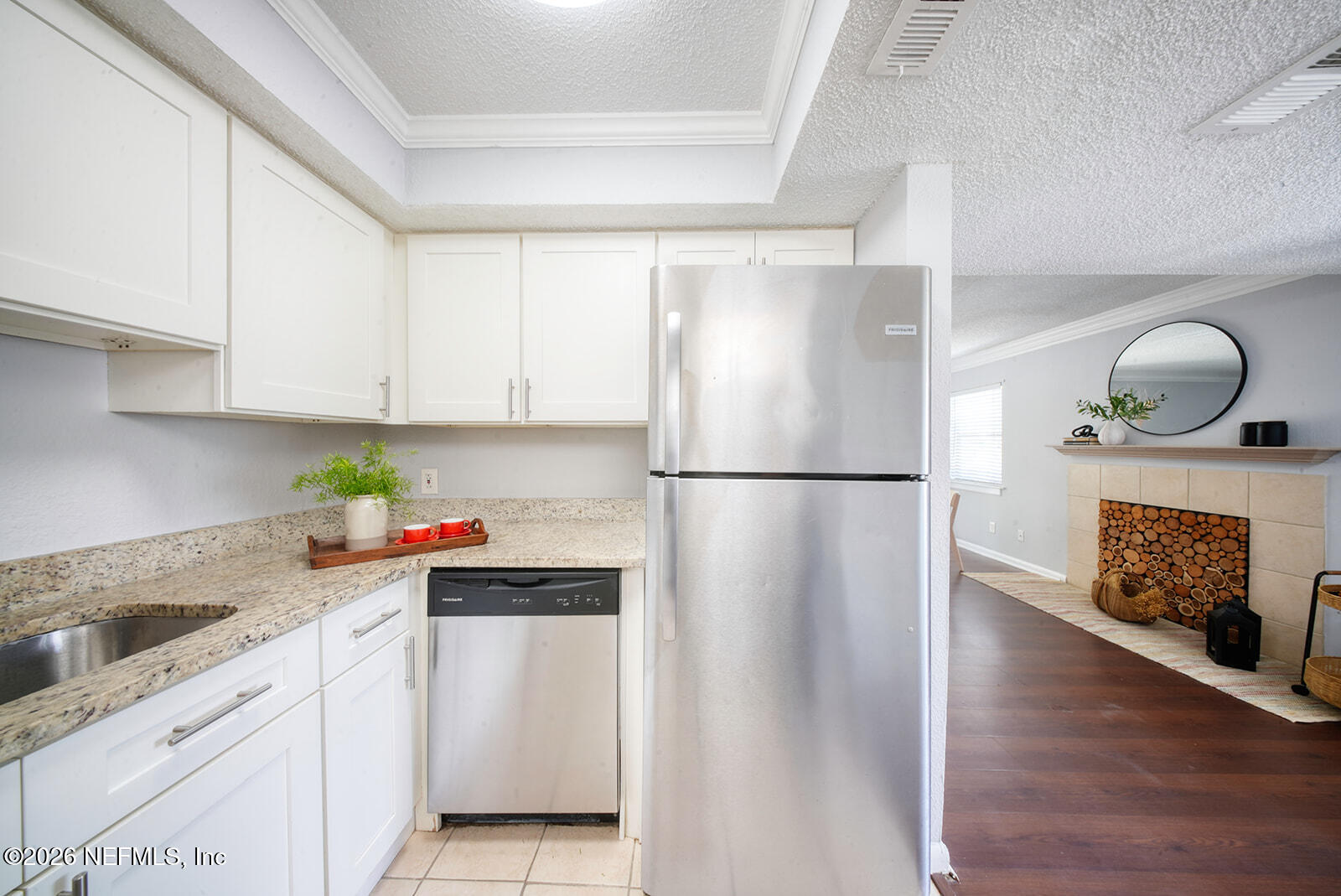 100 FAIRWAY PARK Boulevard 2102