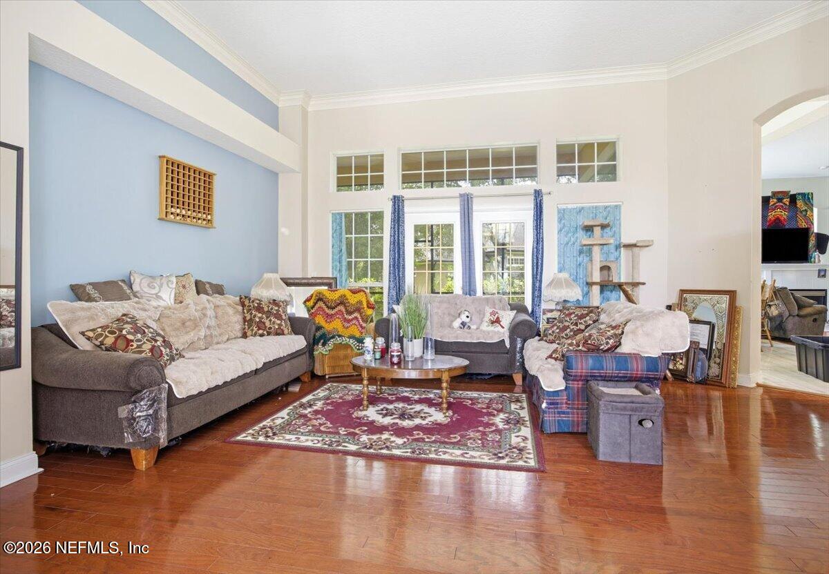 2625 COUNTRY CLUB Boulevard