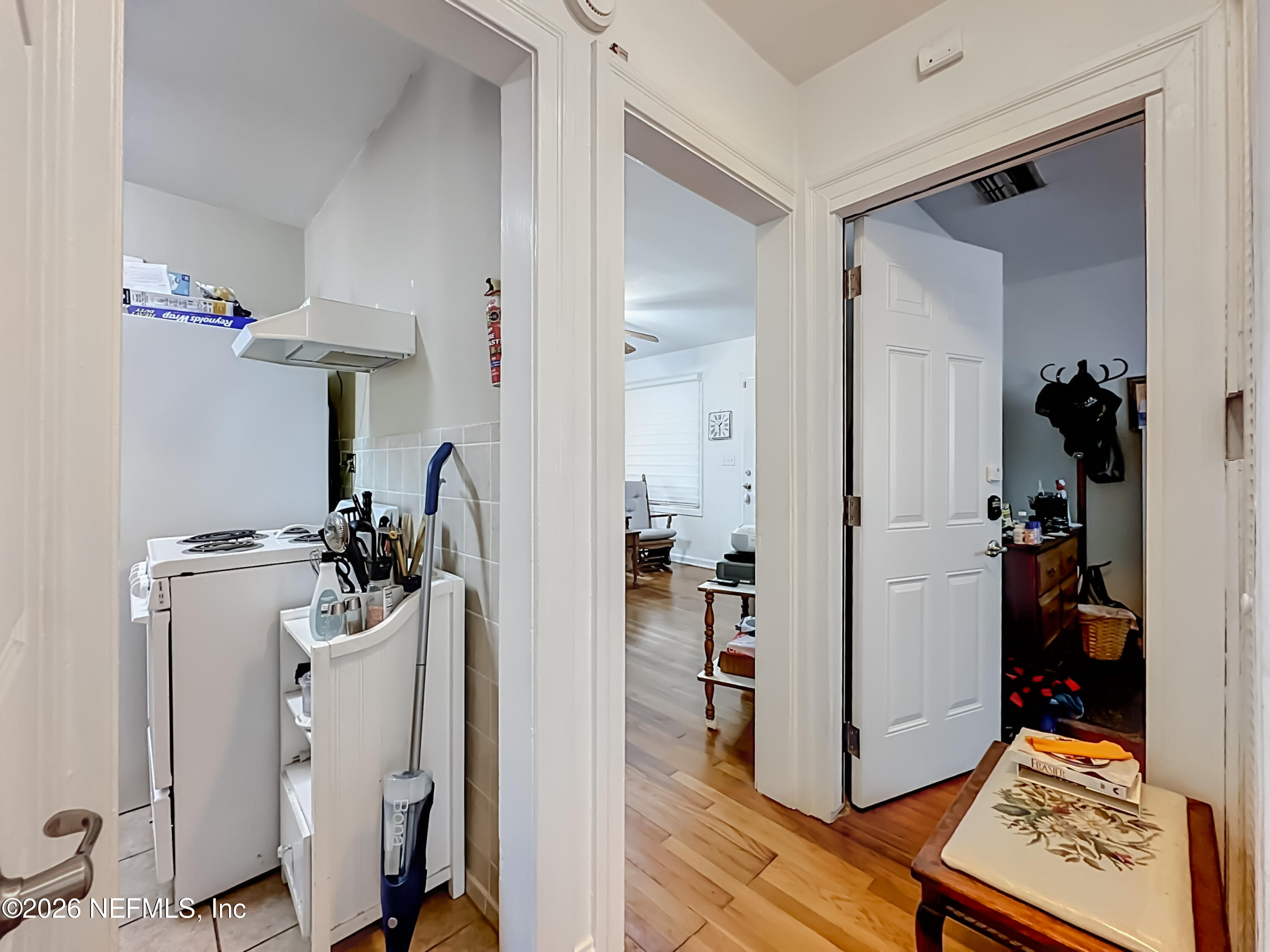 271 E 48TH Street