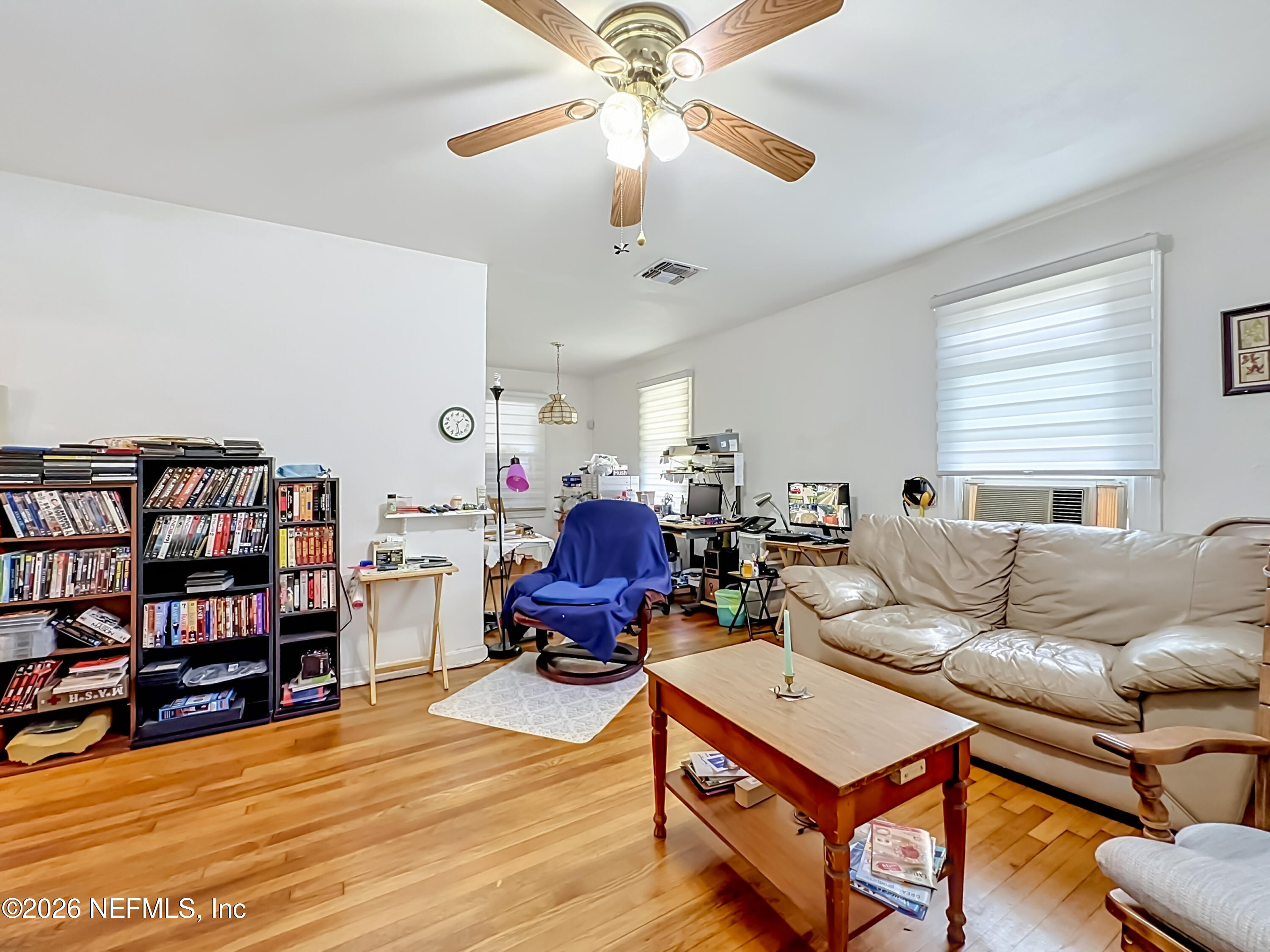271 E 48TH Street