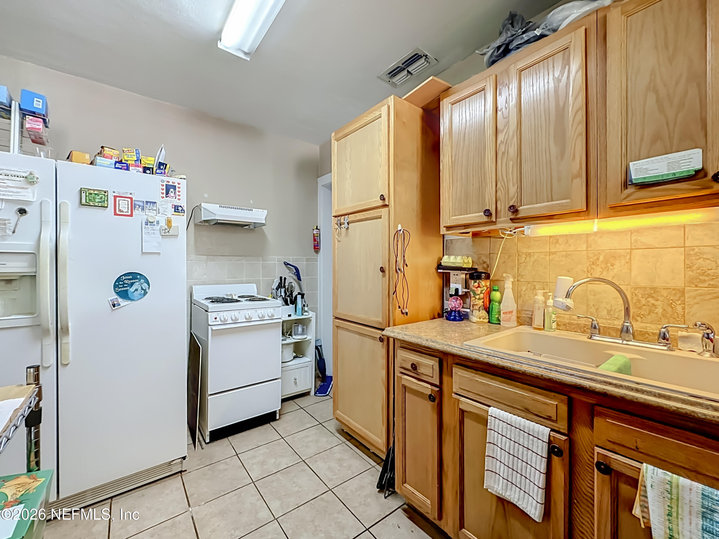 271 E 48TH Street