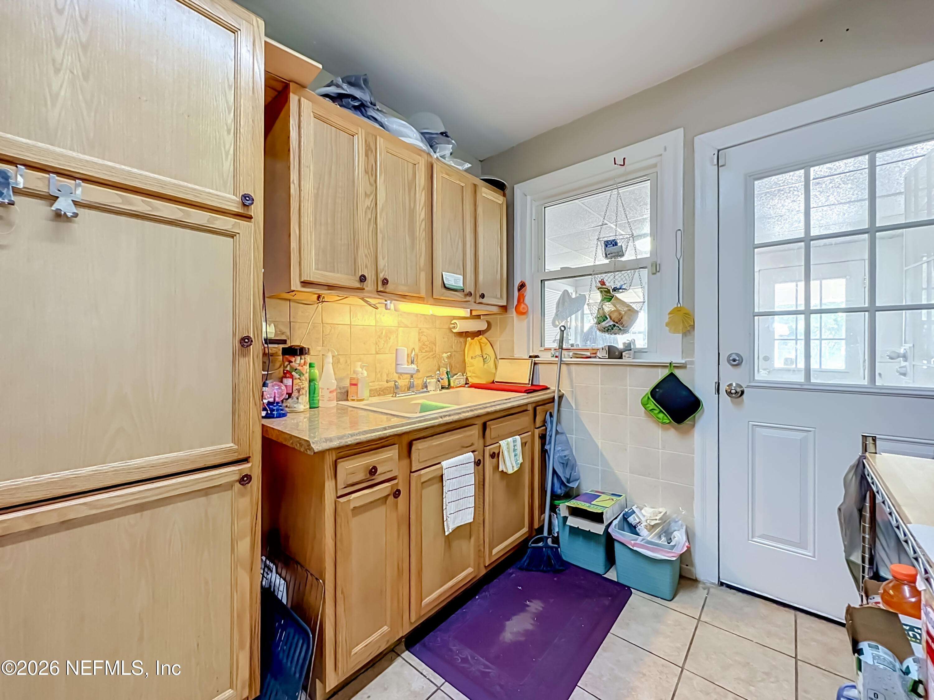 271 E 48TH Street