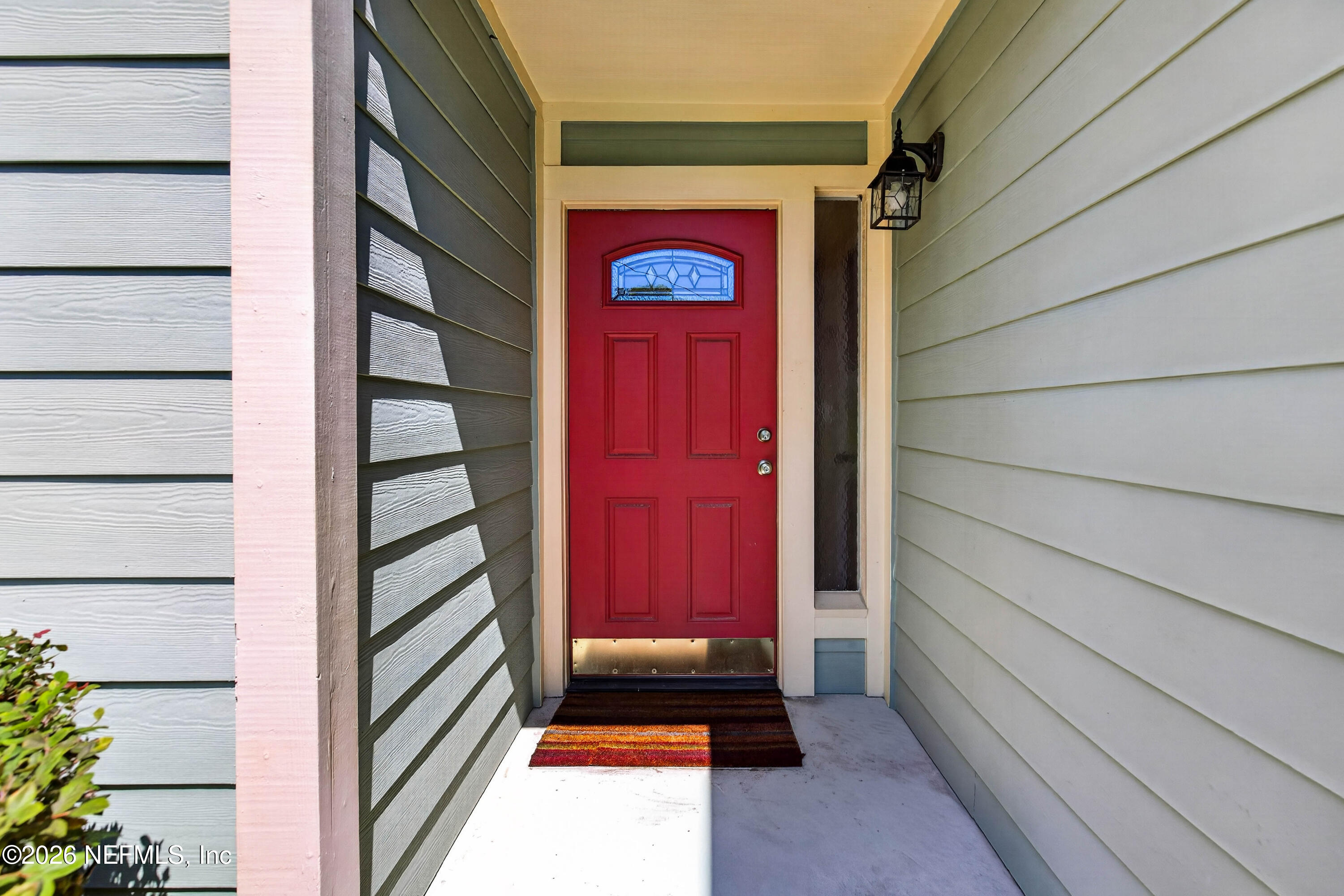 186 PINE Street