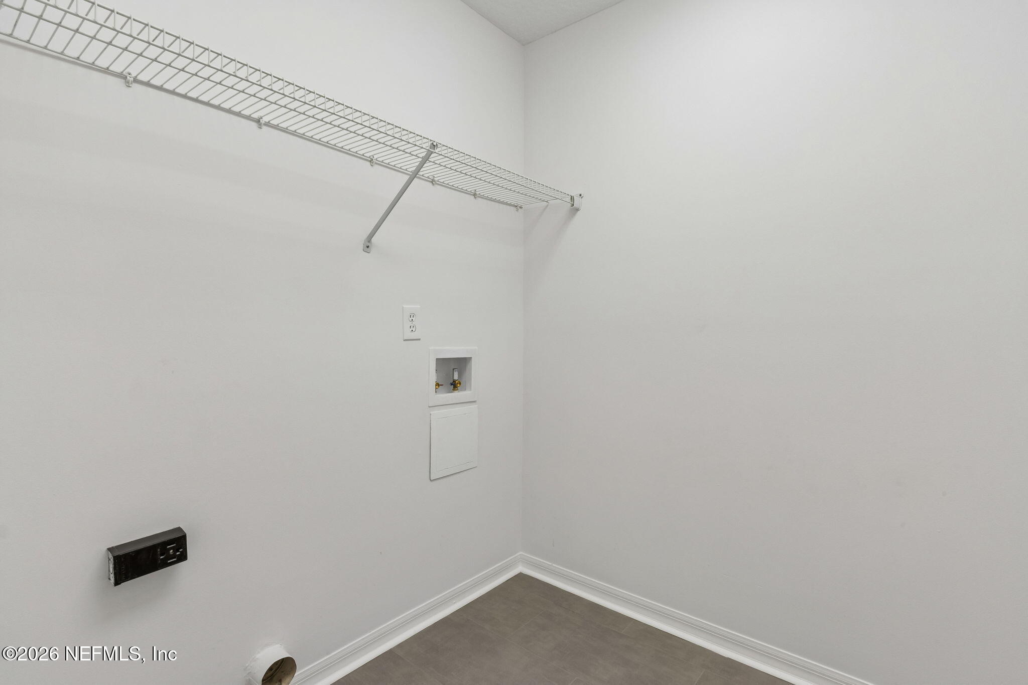 2145 GRASSY BASIN Court