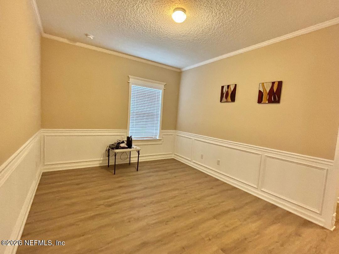 11337 GLENLAUREL ESTATES Drive