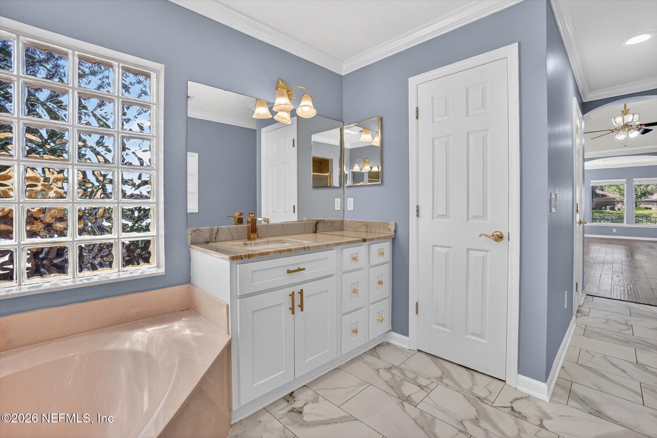 5041 CAPE ROMAIN Court