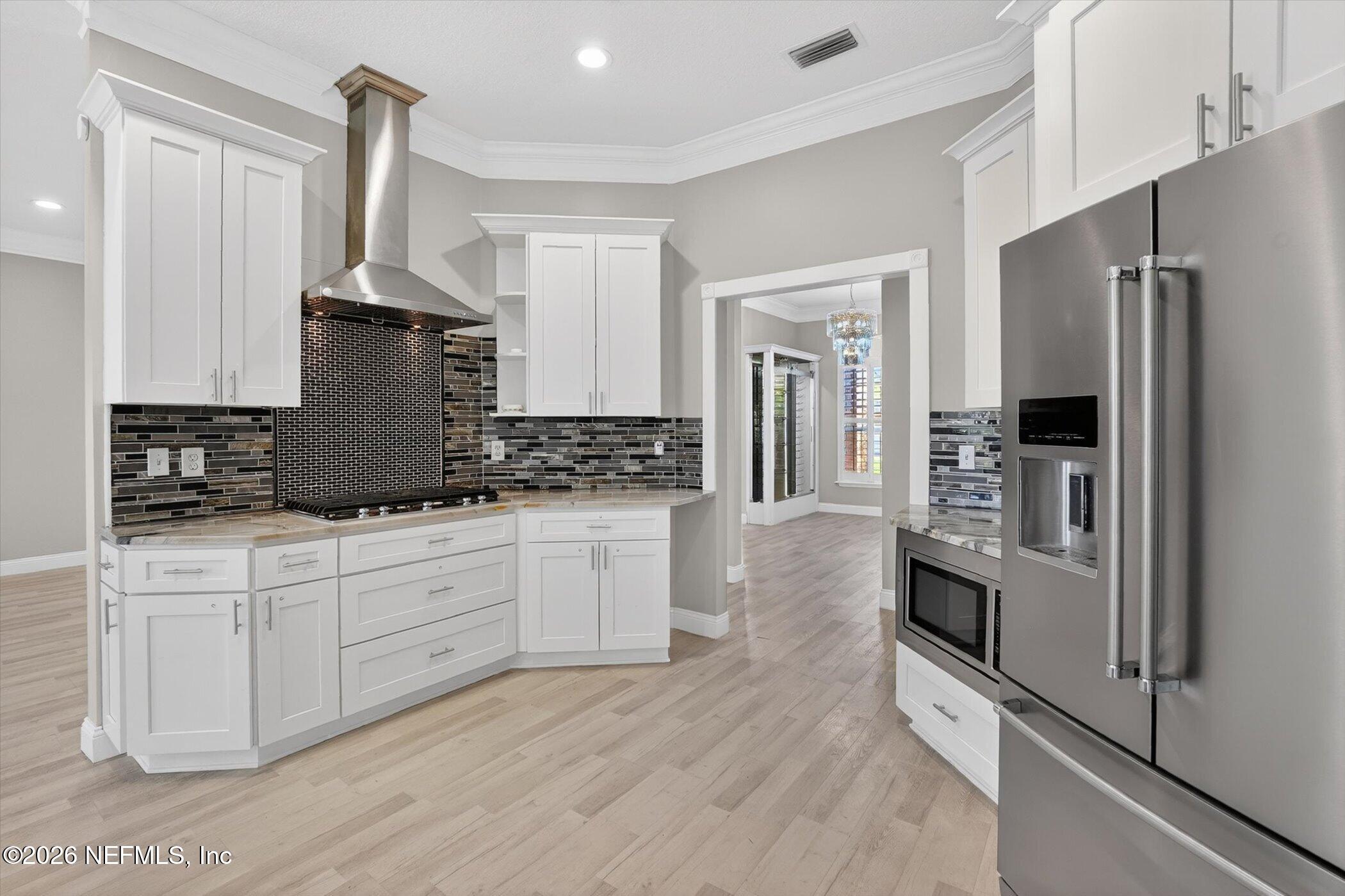 5041 CAPE ROMAIN Court