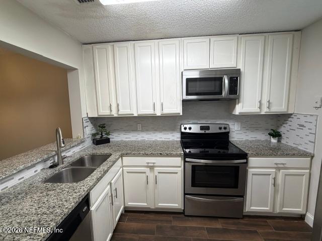 8300 PLAZA GATE Lane 1193
