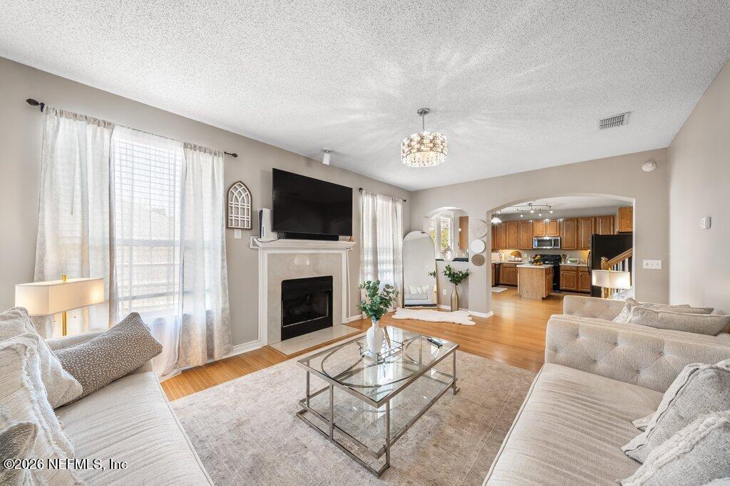 12529 CLIFFROSE Trail