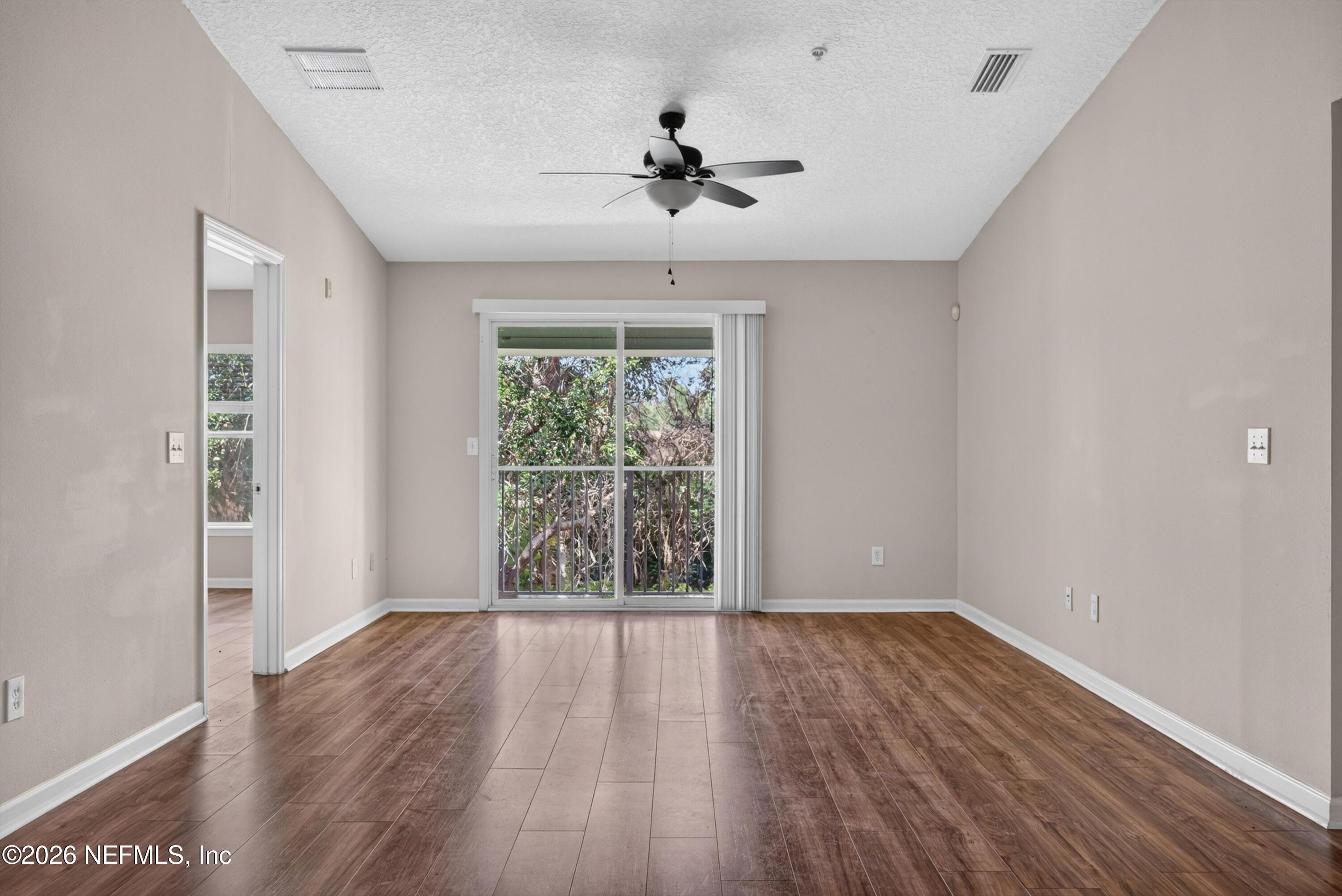 7047 DEER LODGE Circle 106