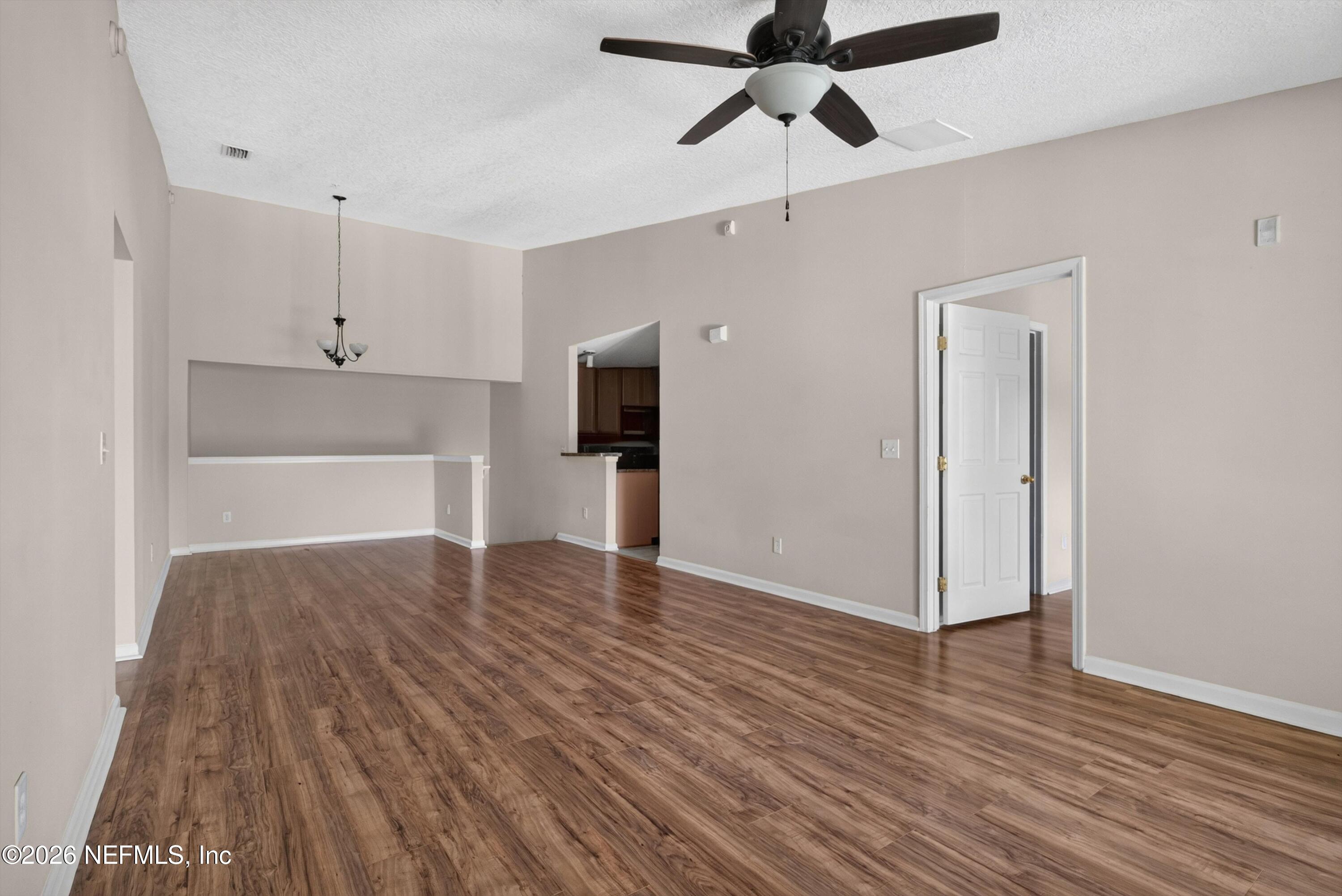 7047 DEER LODGE Circle 106