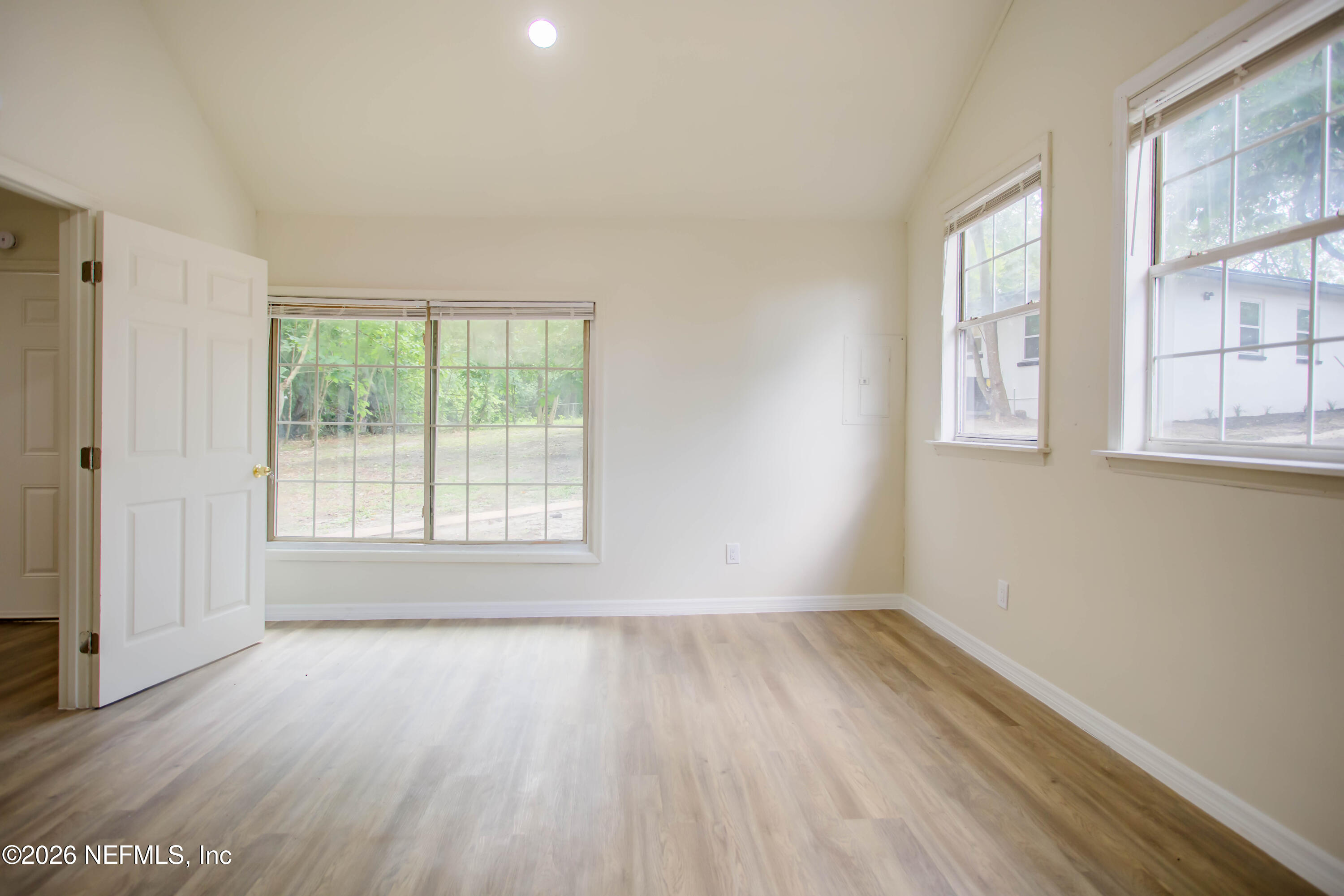 7227 WENDY Circle