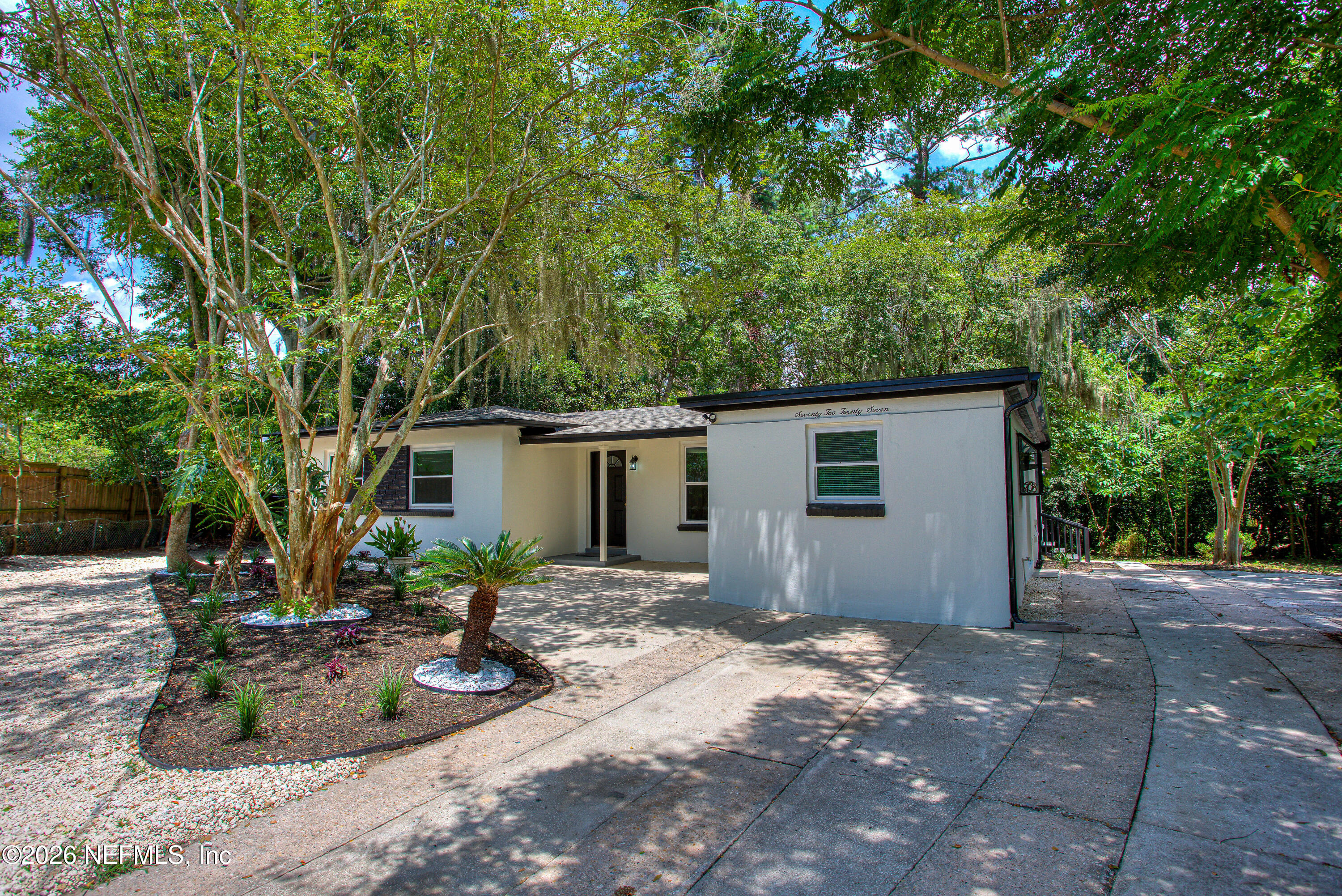 7227 WENDY Circle