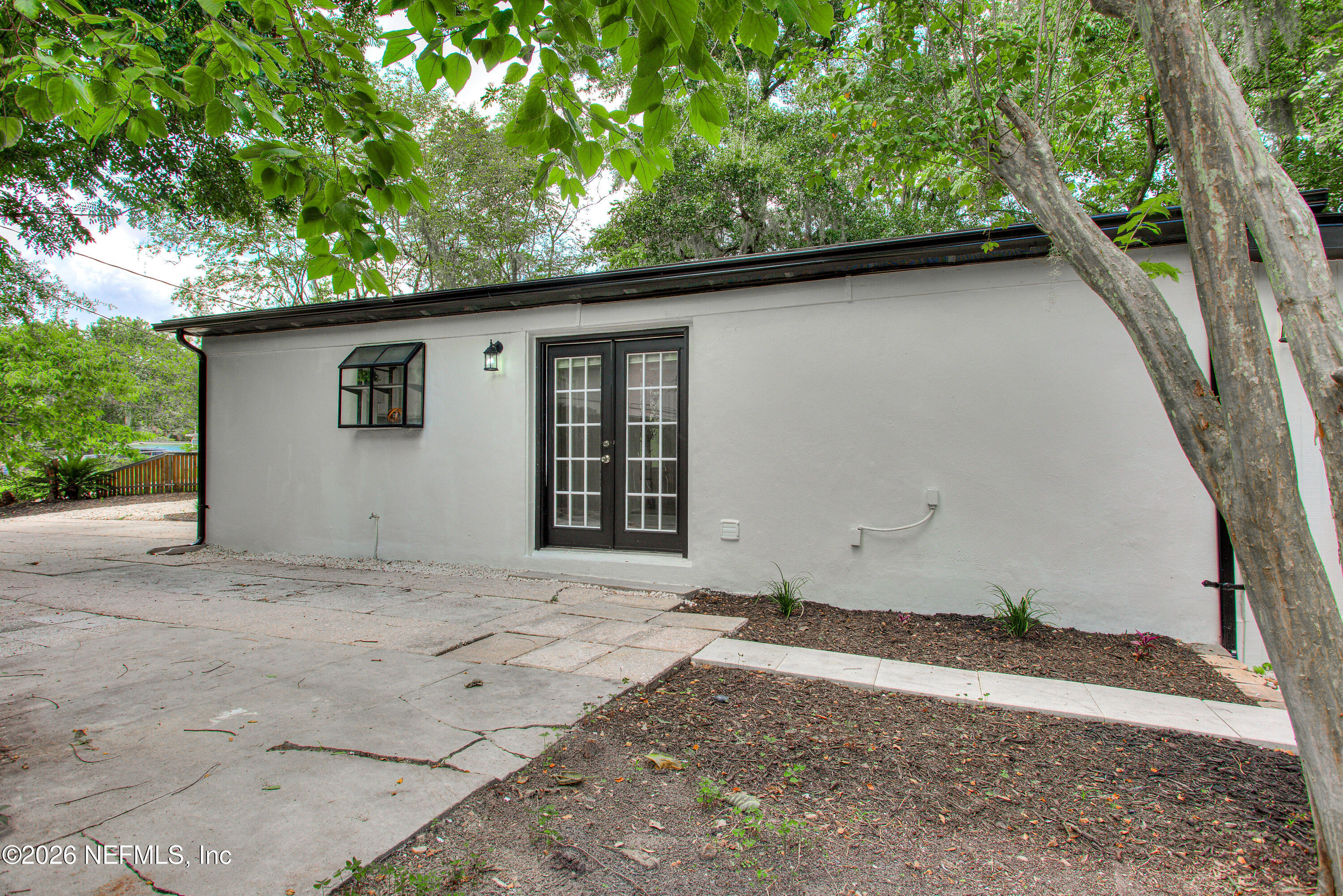 7227 WENDY Circle