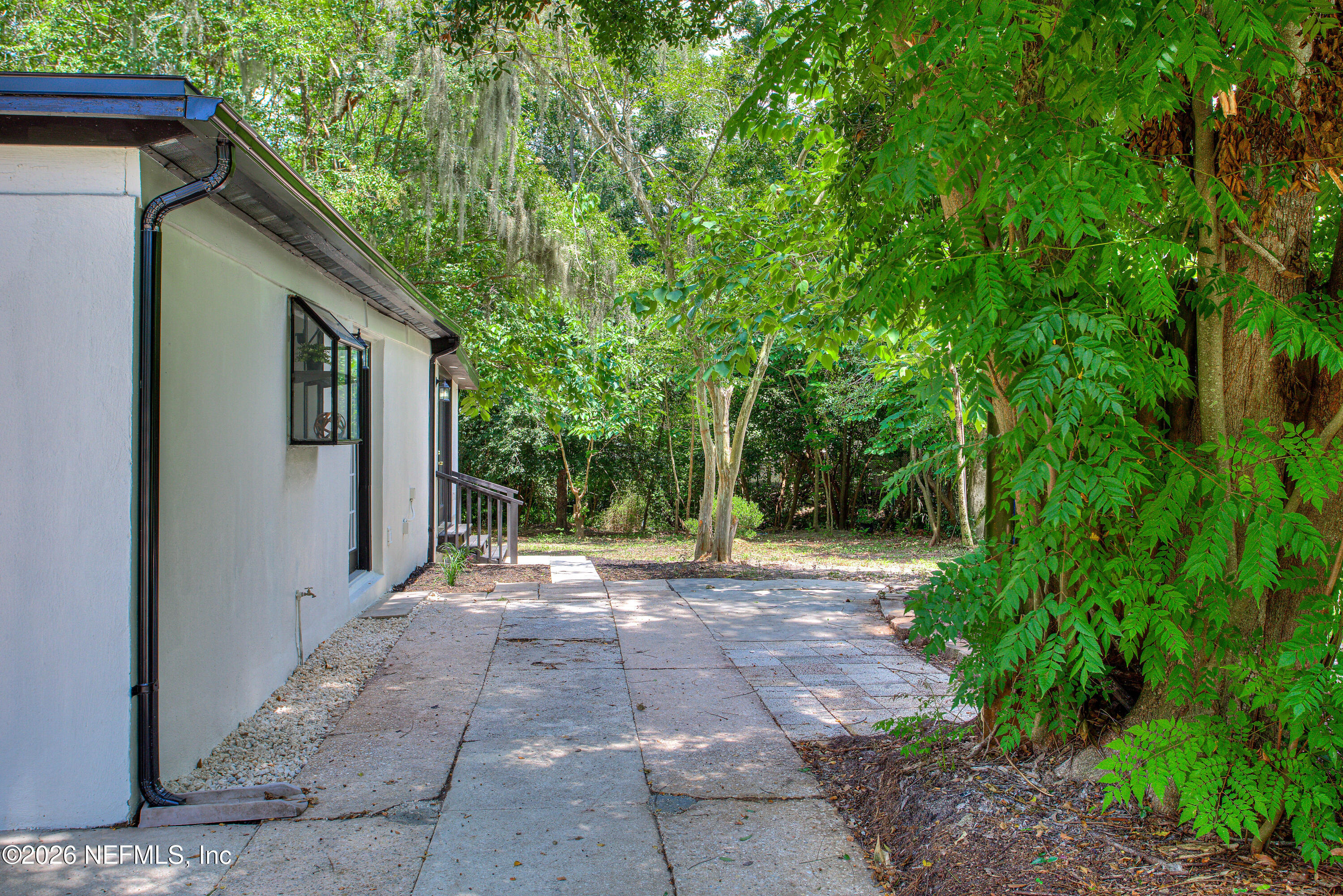 7227 WENDY Circle
