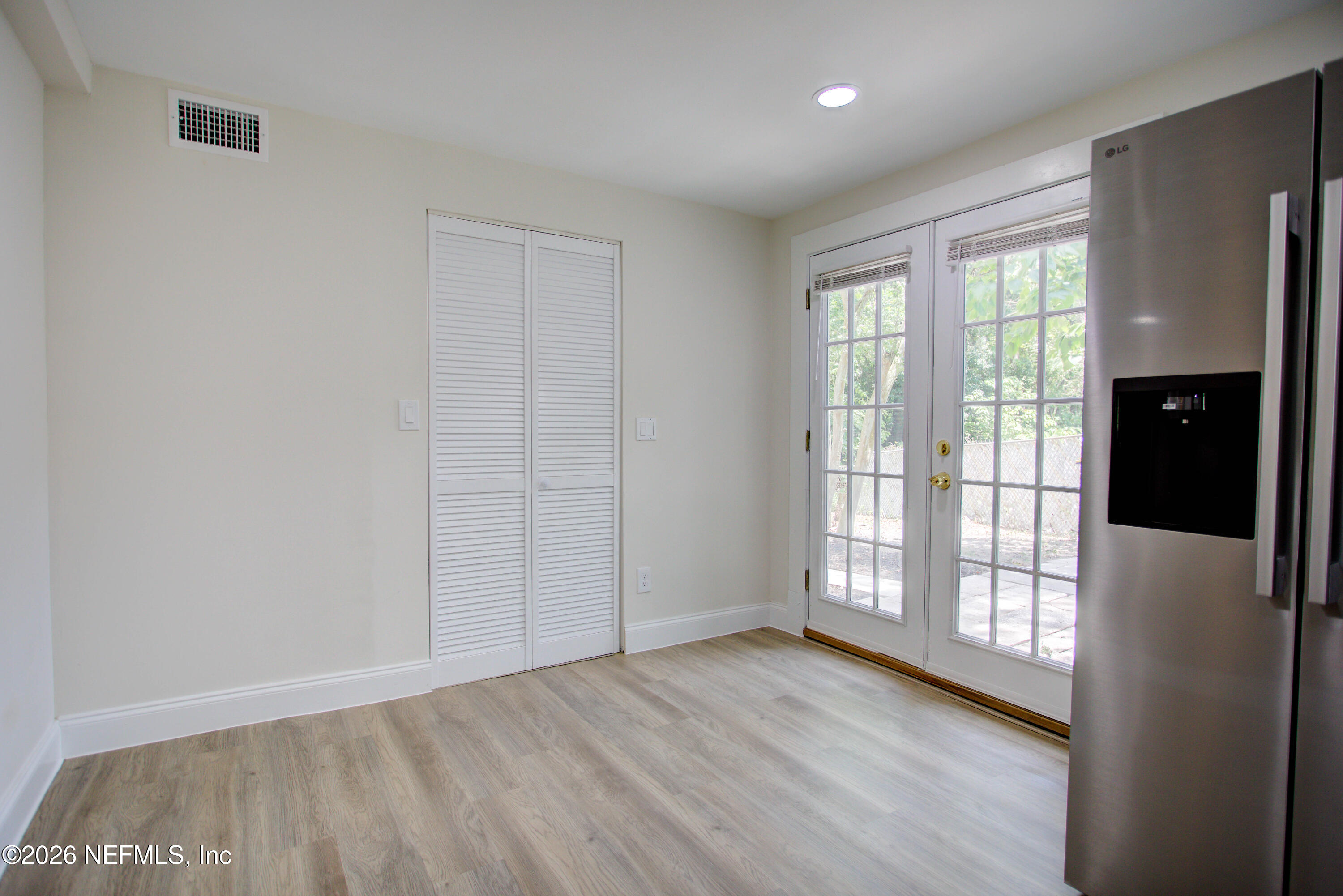 7227 WENDY Circle
