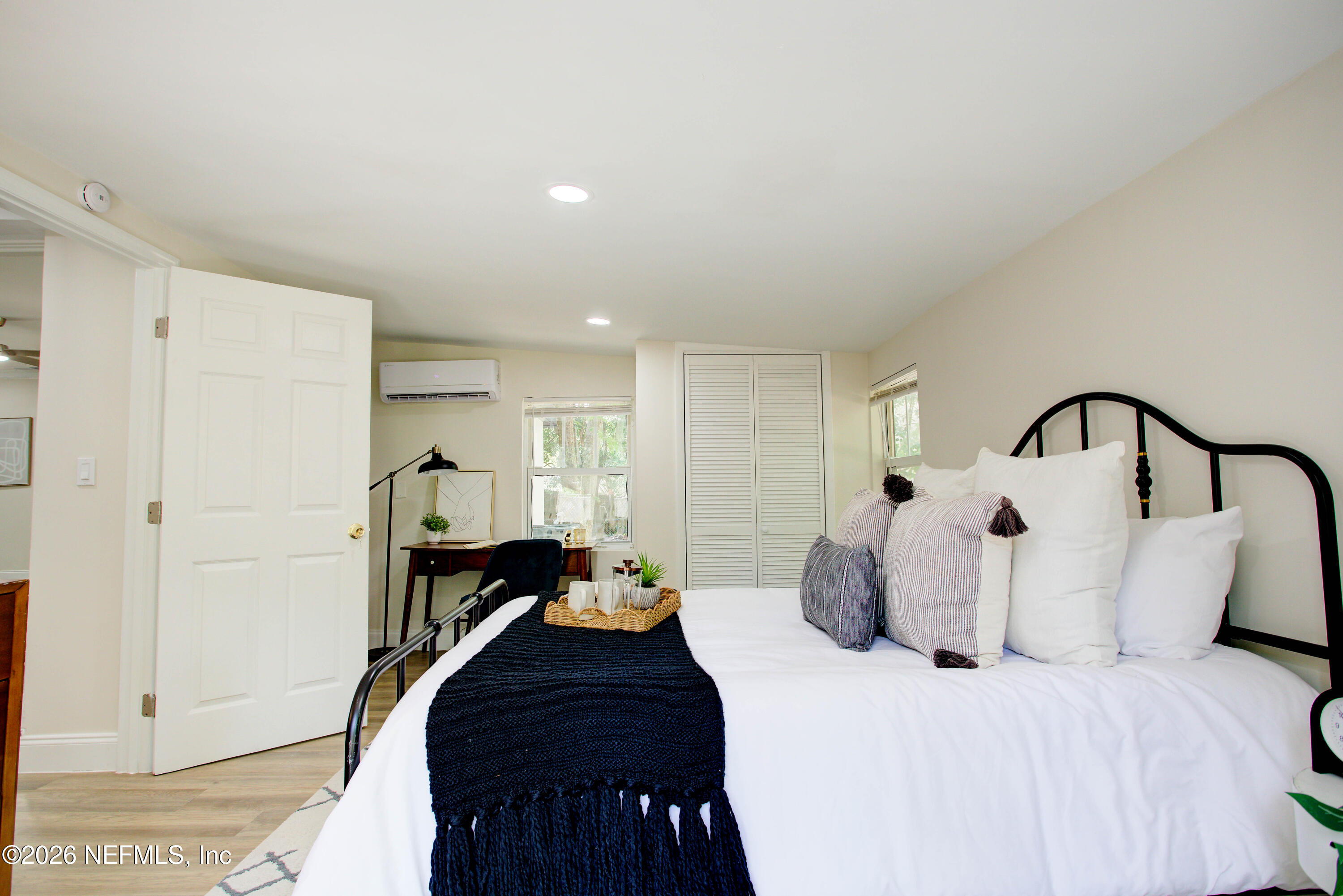 7227 WENDY Circle