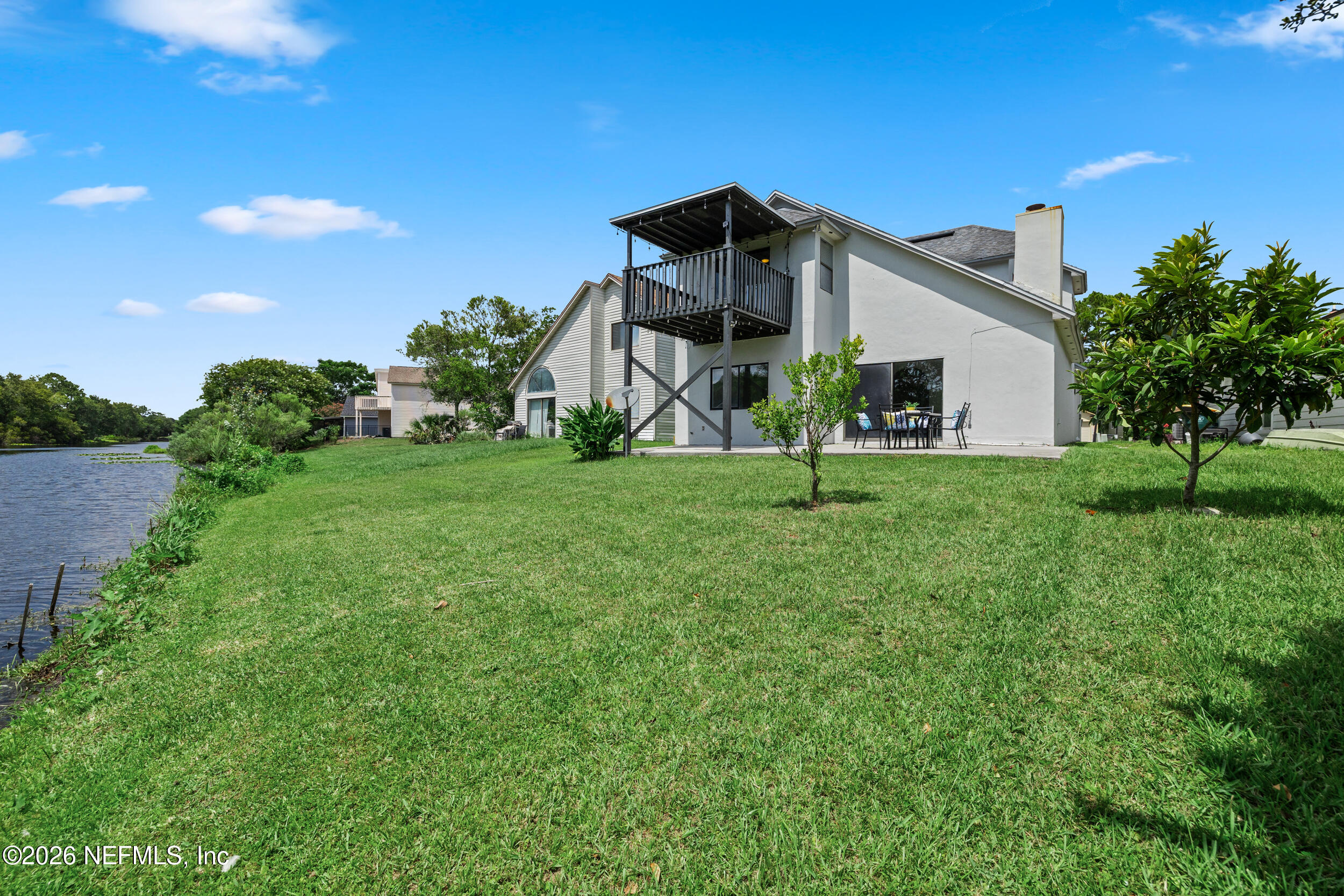 2922 LANTANA LAKES Drive E
