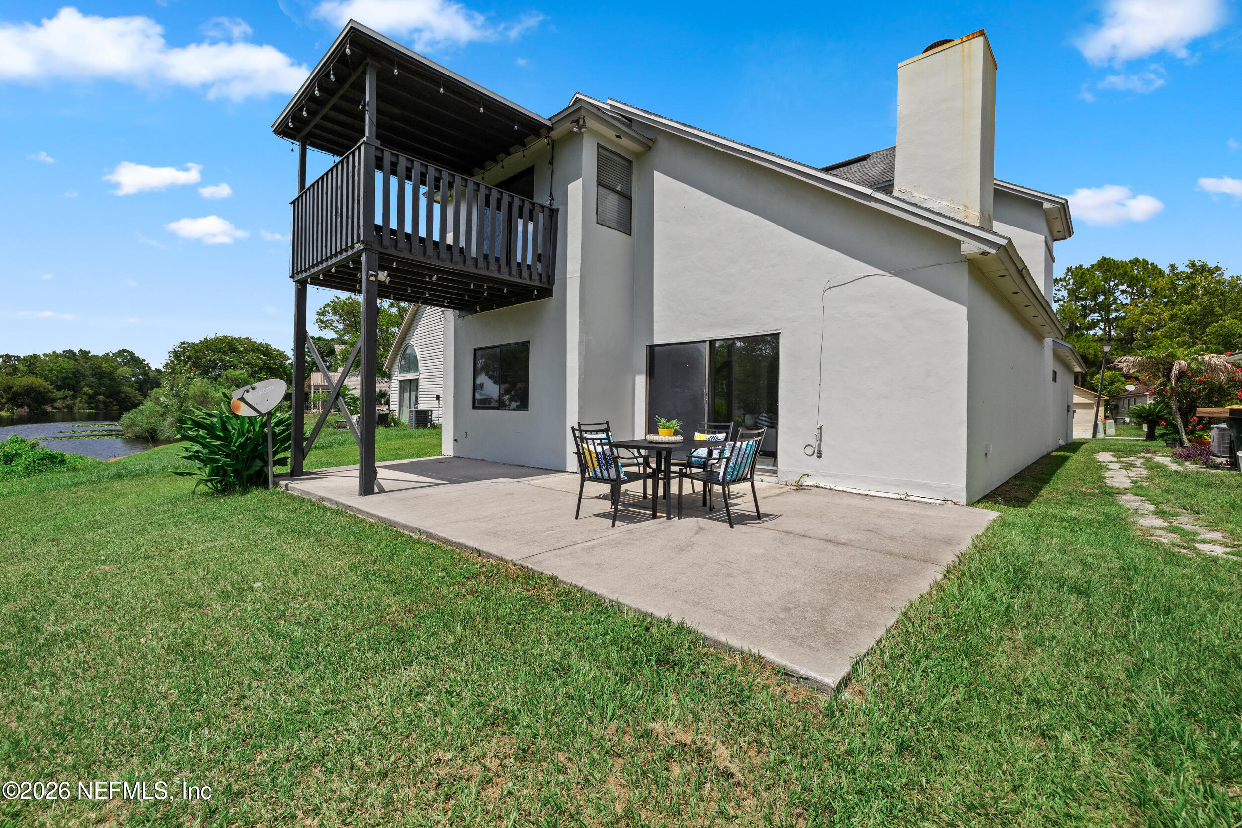 2922 LANTANA LAKES Drive E