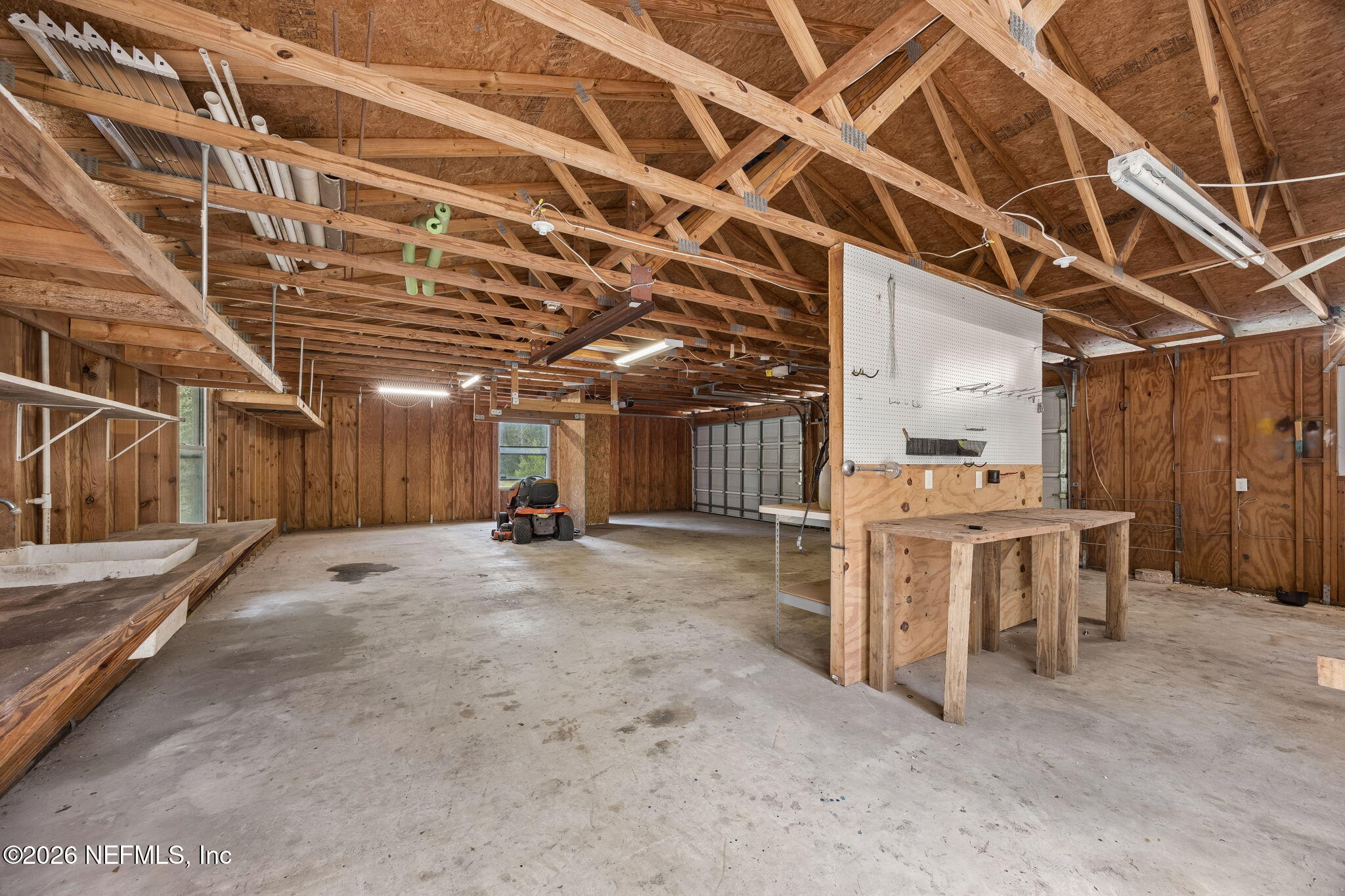 4296 BANKS Road