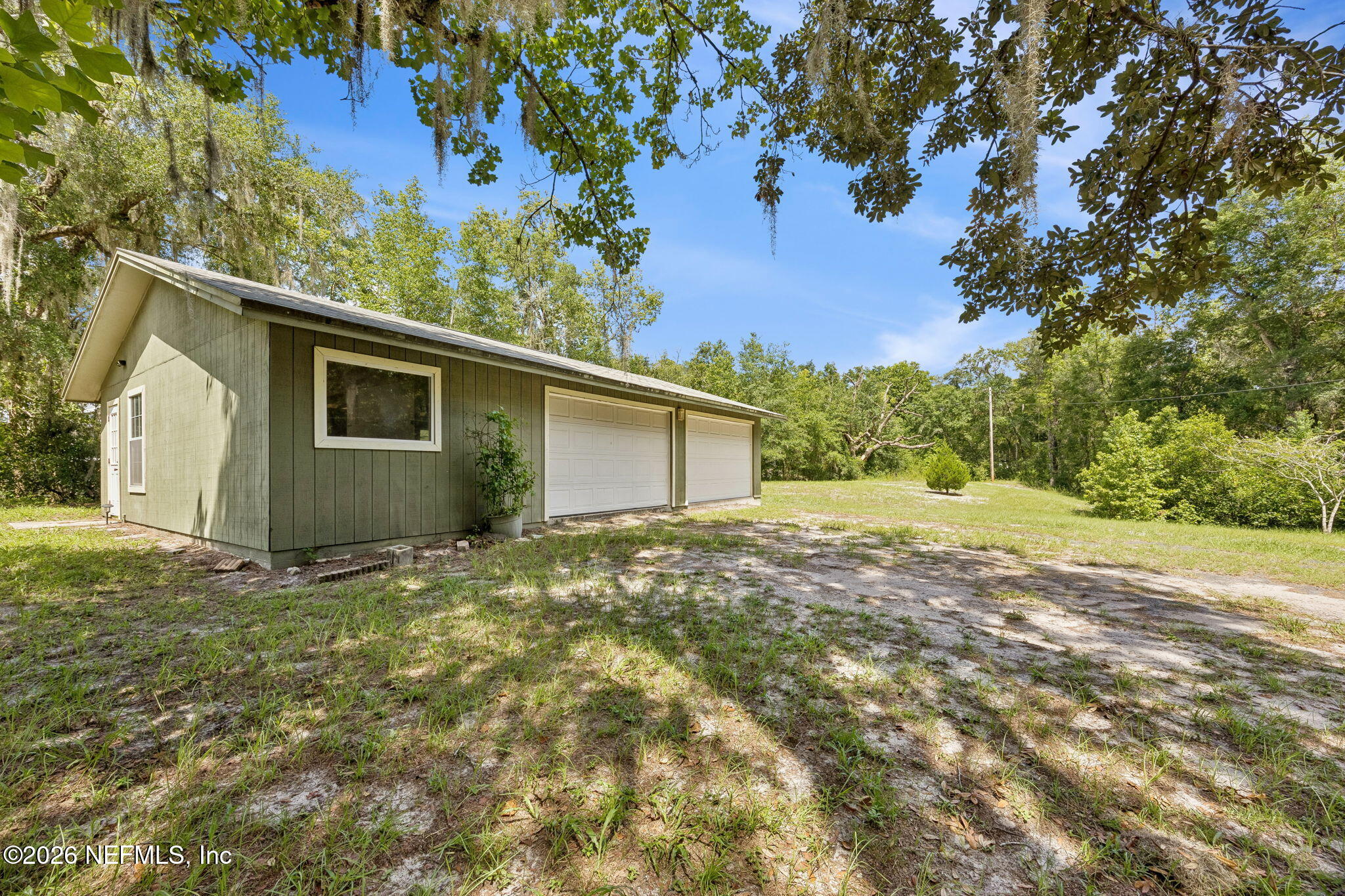 4296 BANKS Road