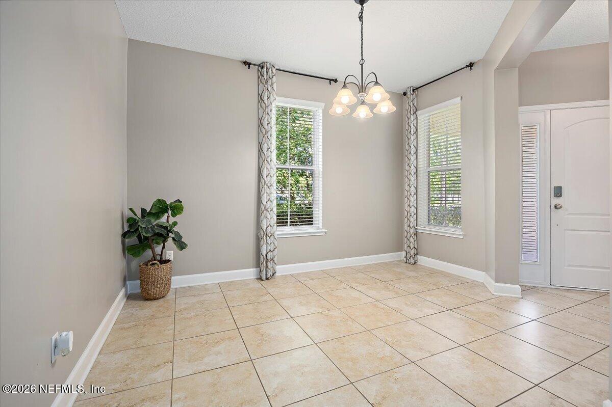 28 FOREST EDGE Drive, St. Johns