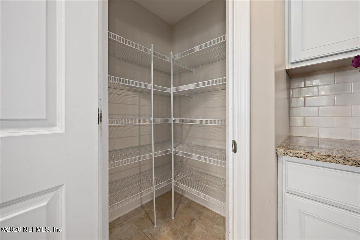 28 FOREST EDGE Drive, St. Johns