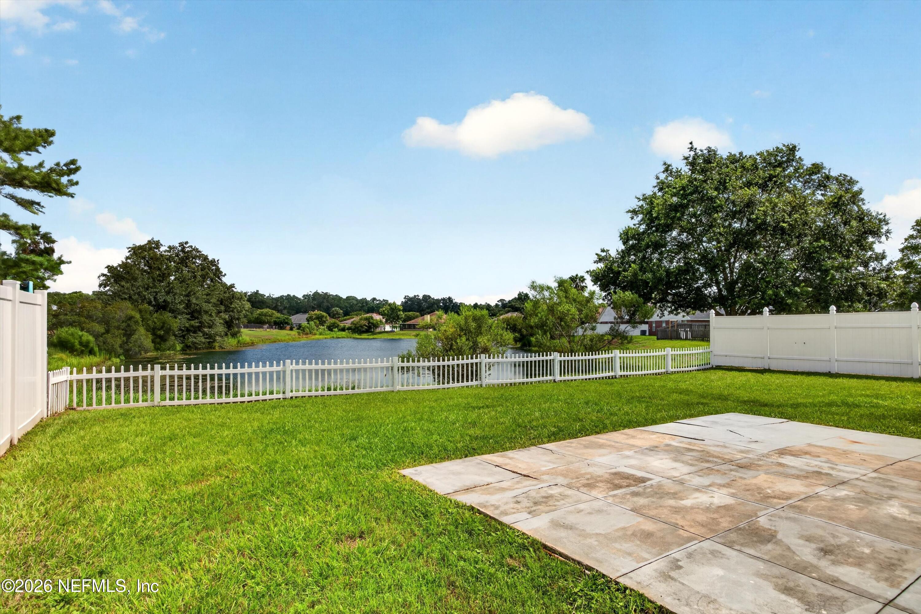 490 HILLSIDE Drive