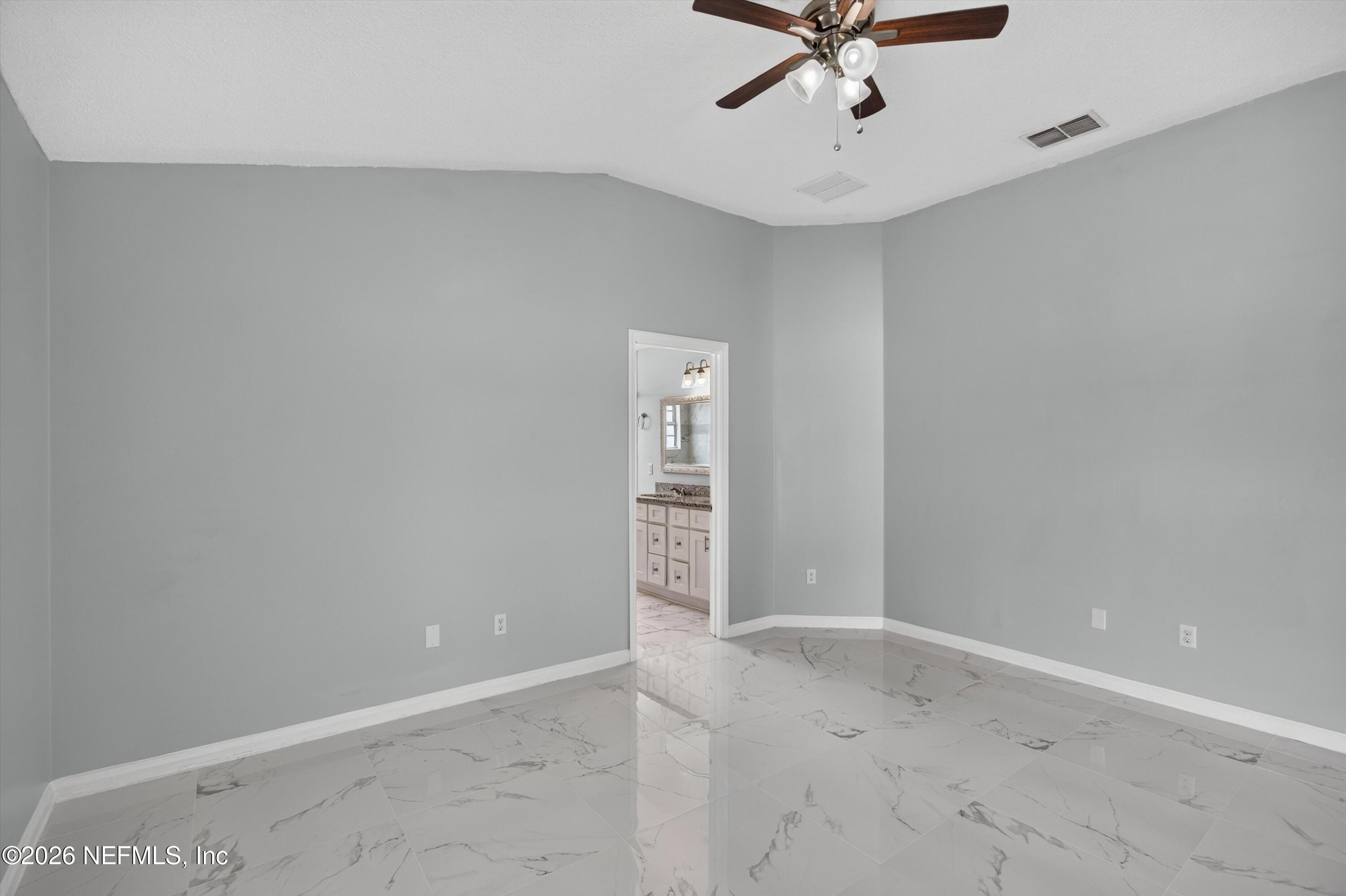 490 HILLSIDE Drive