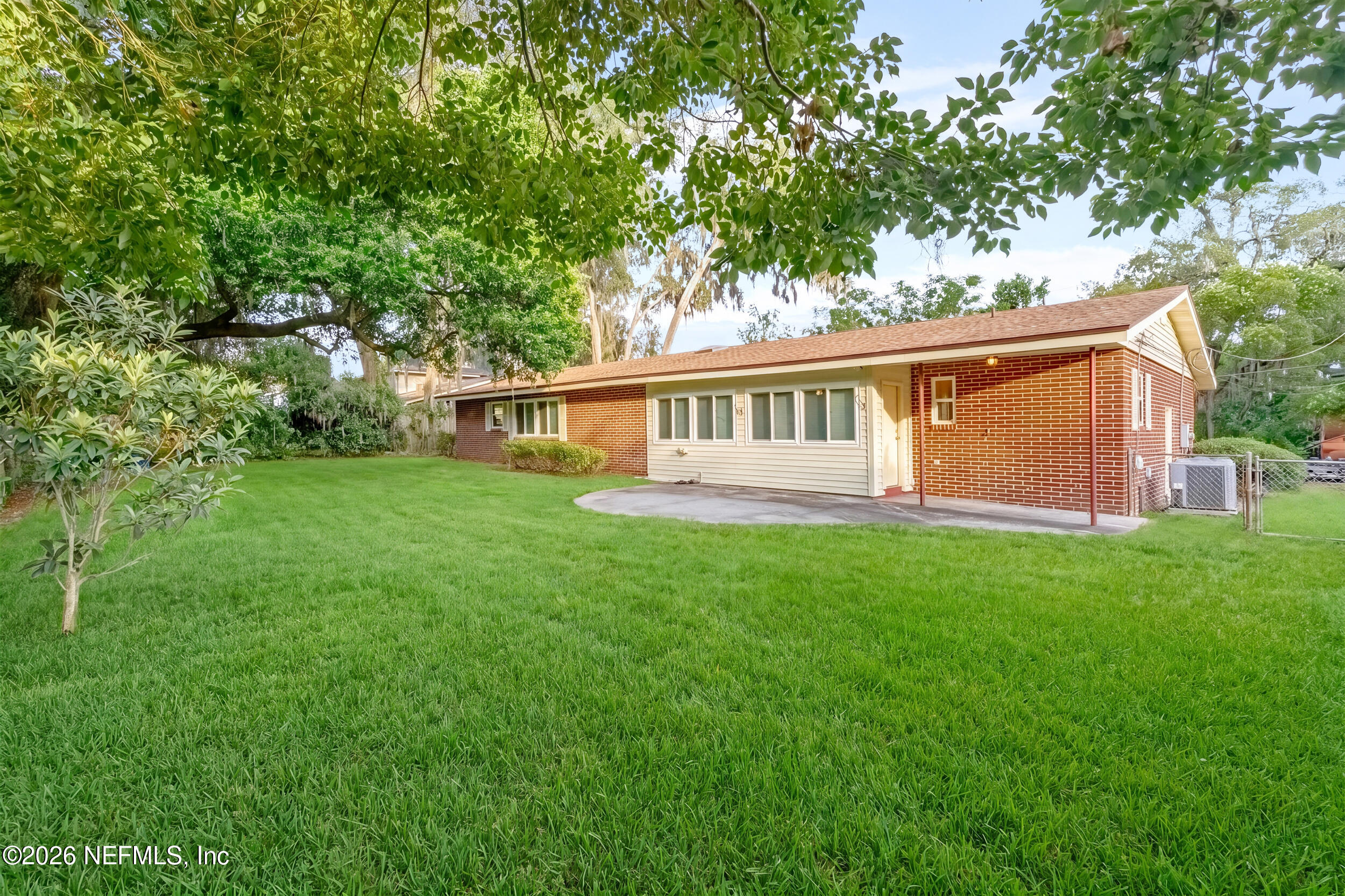 5333 JOHN REYNOLDS Drive