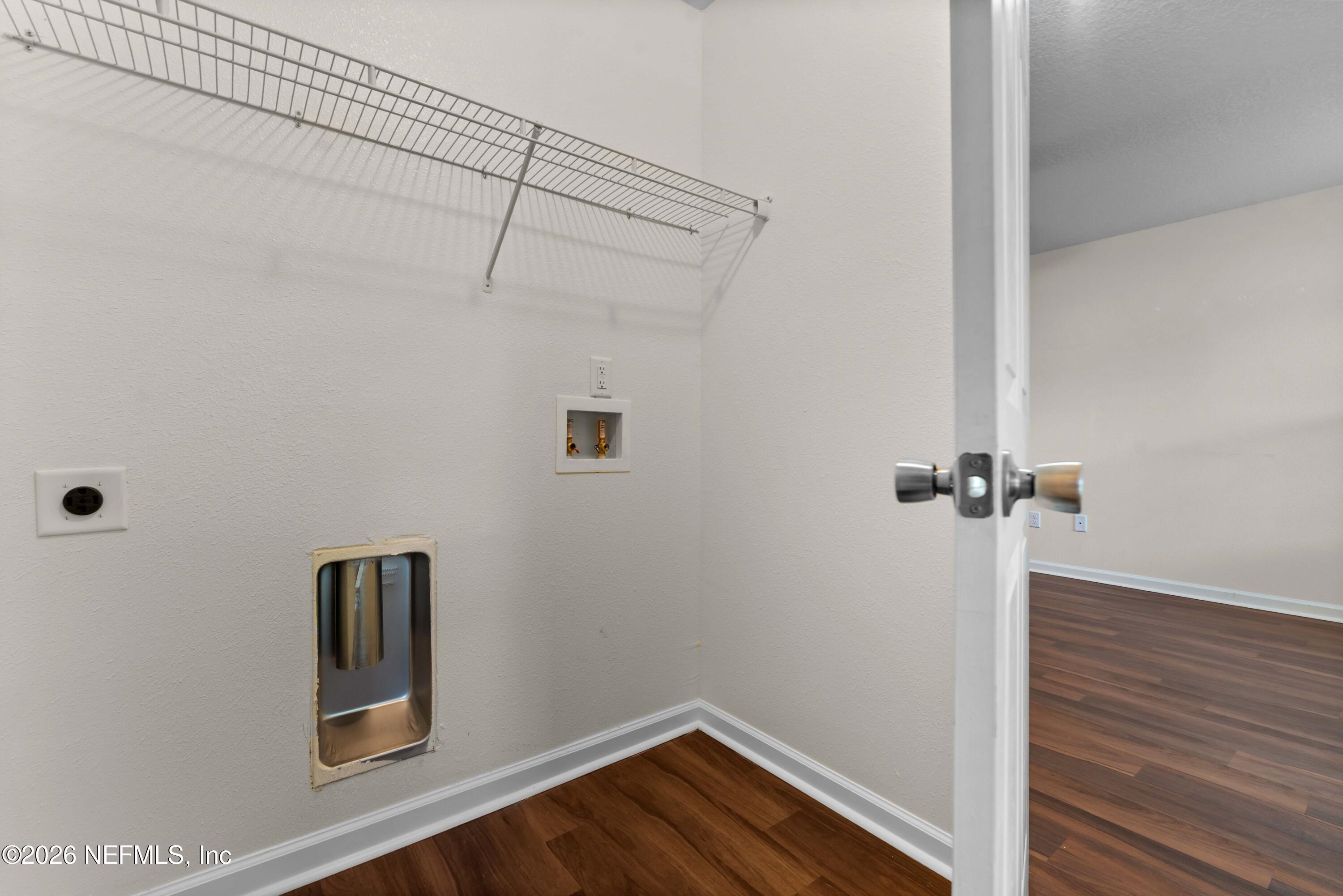 1560 W 30TH Street