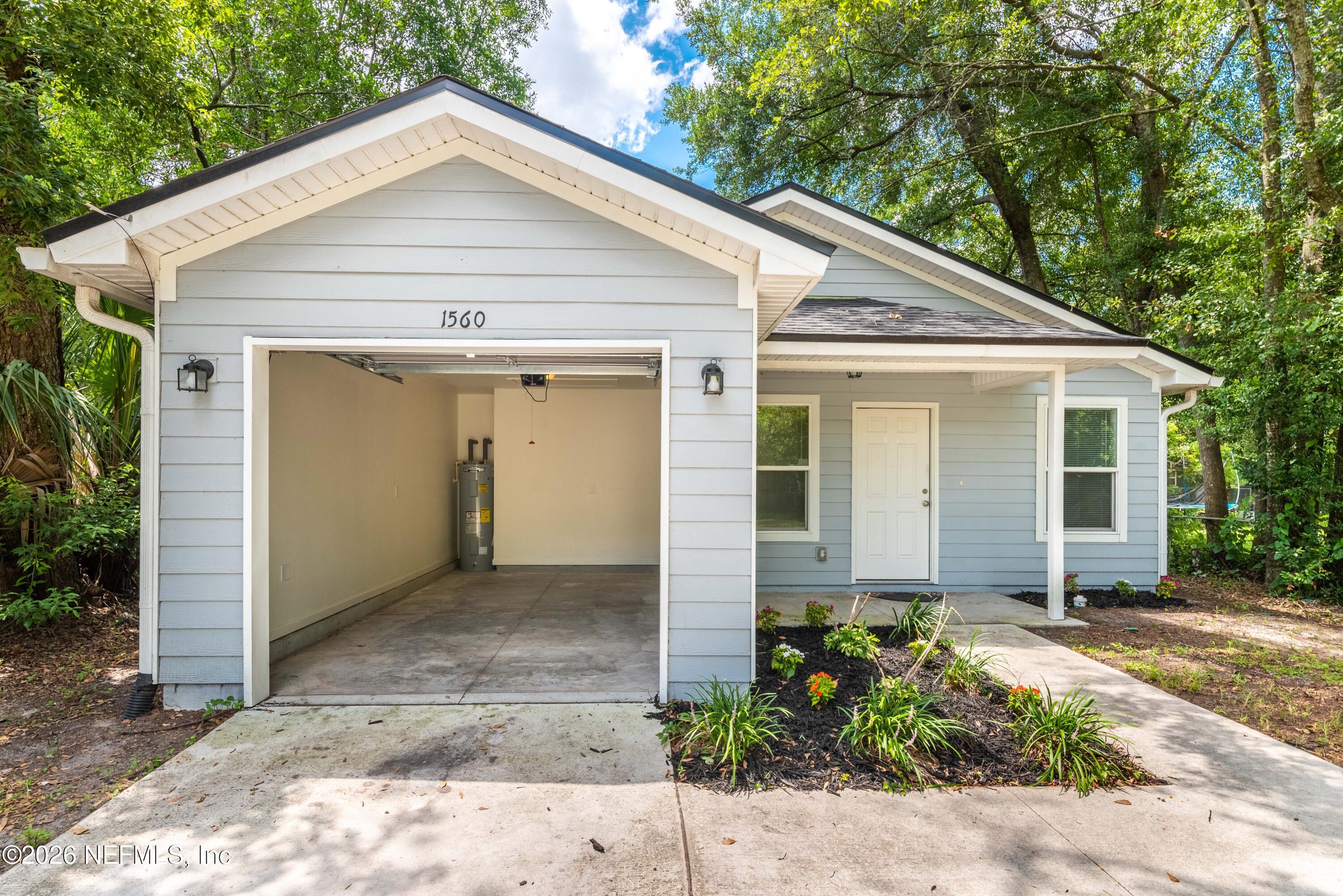 1560 W 30TH Street
