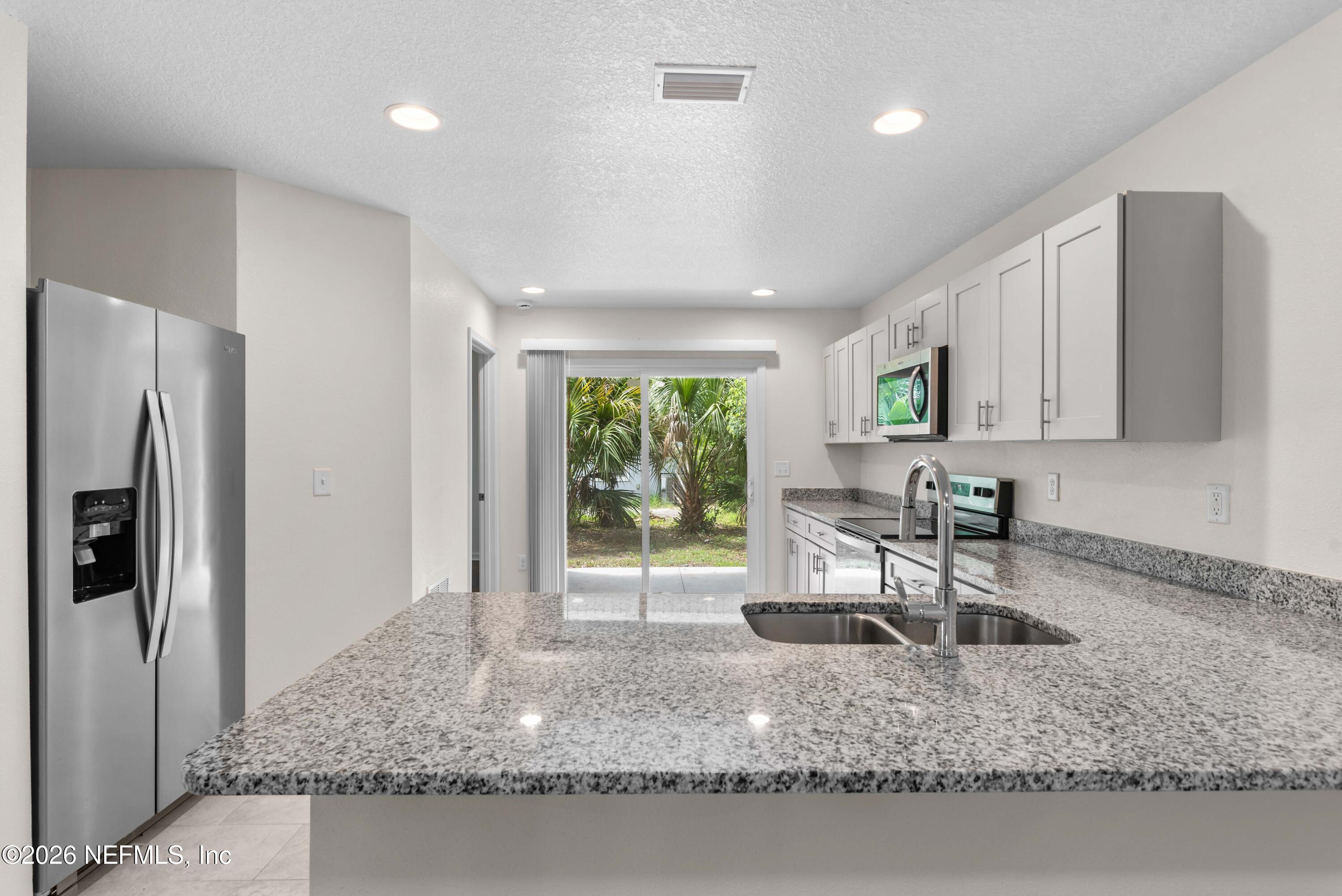 1560 W 30TH Street