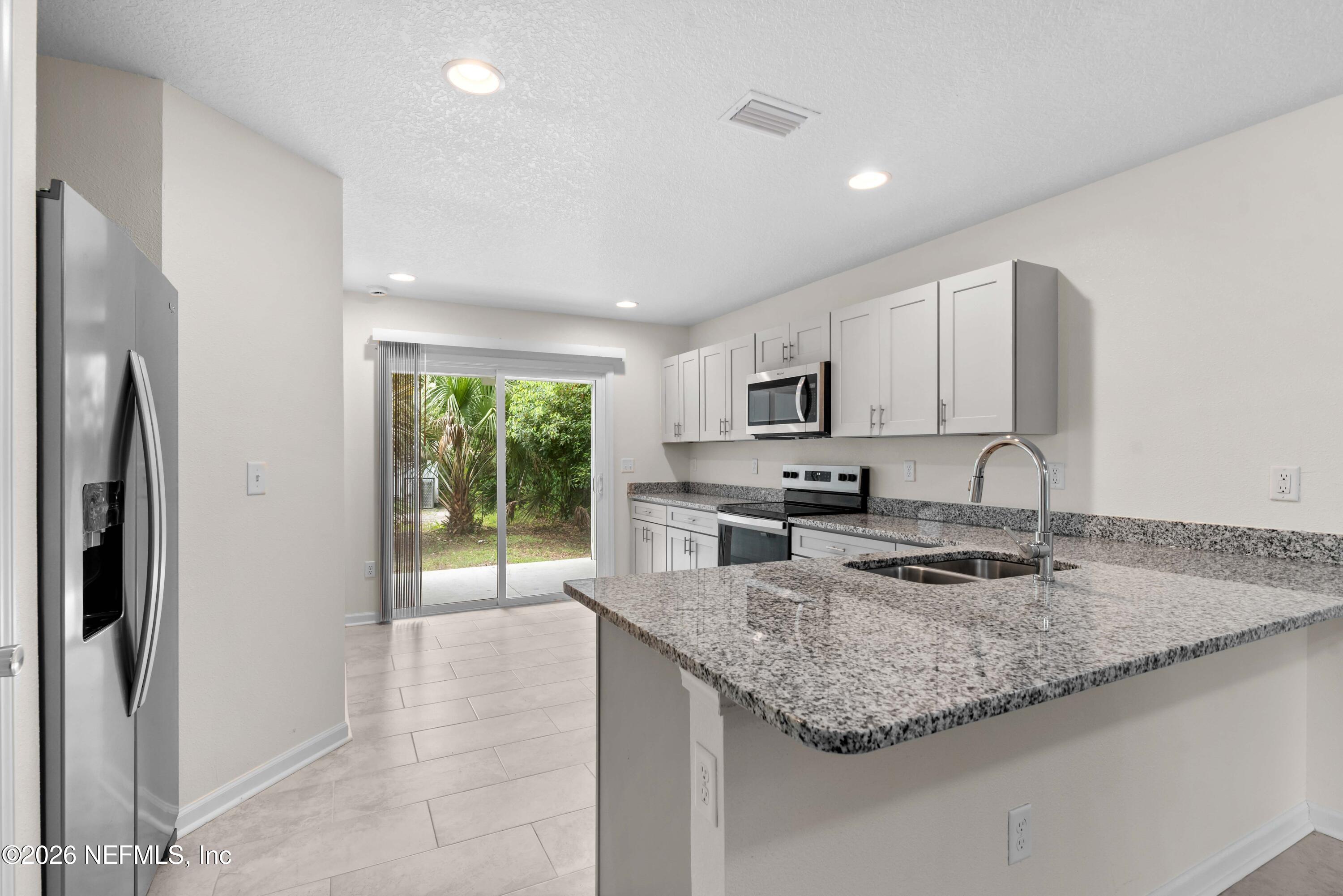 1560 W 30TH Street