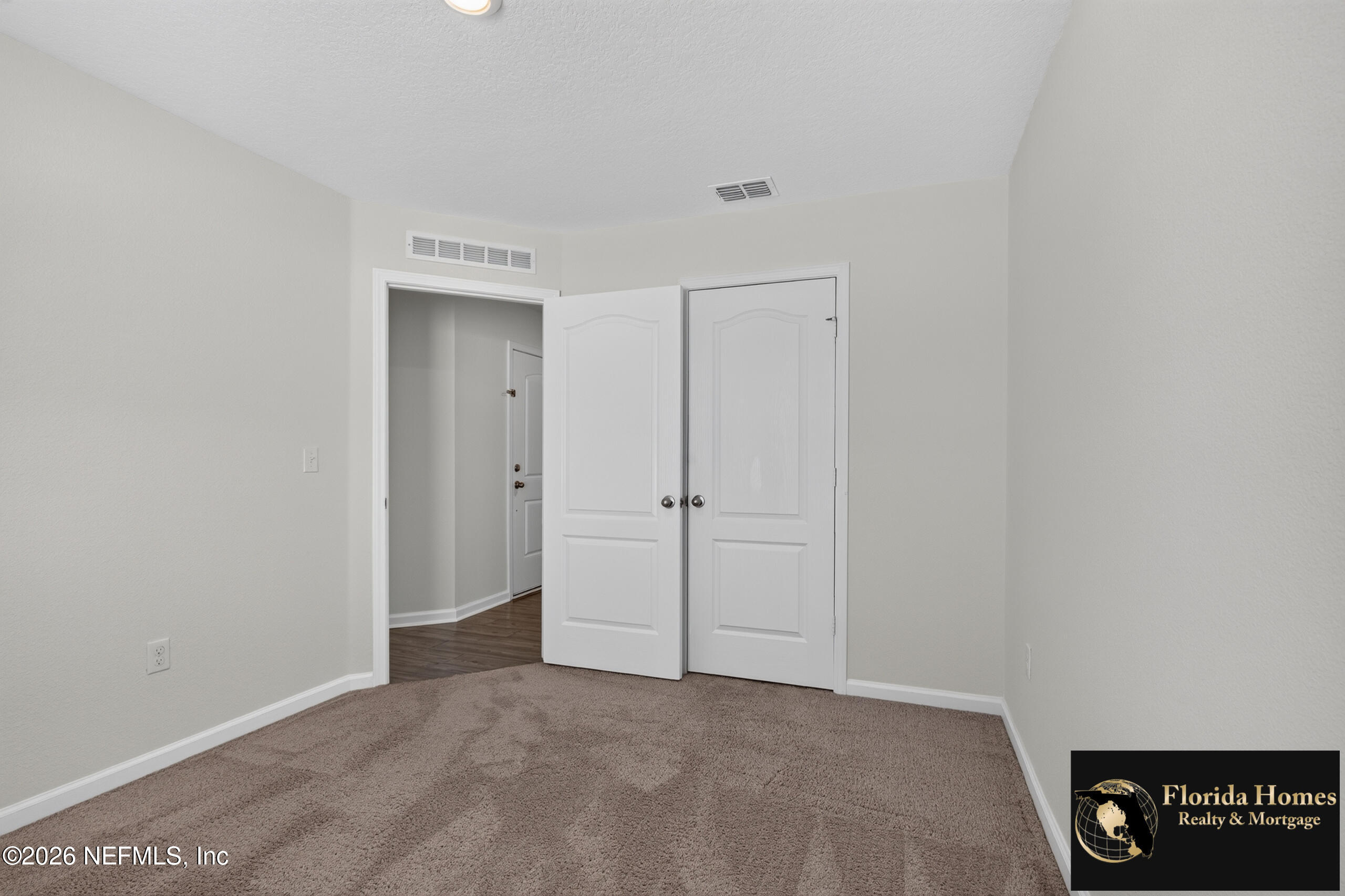 8515 LAKE GEORGE Circle E