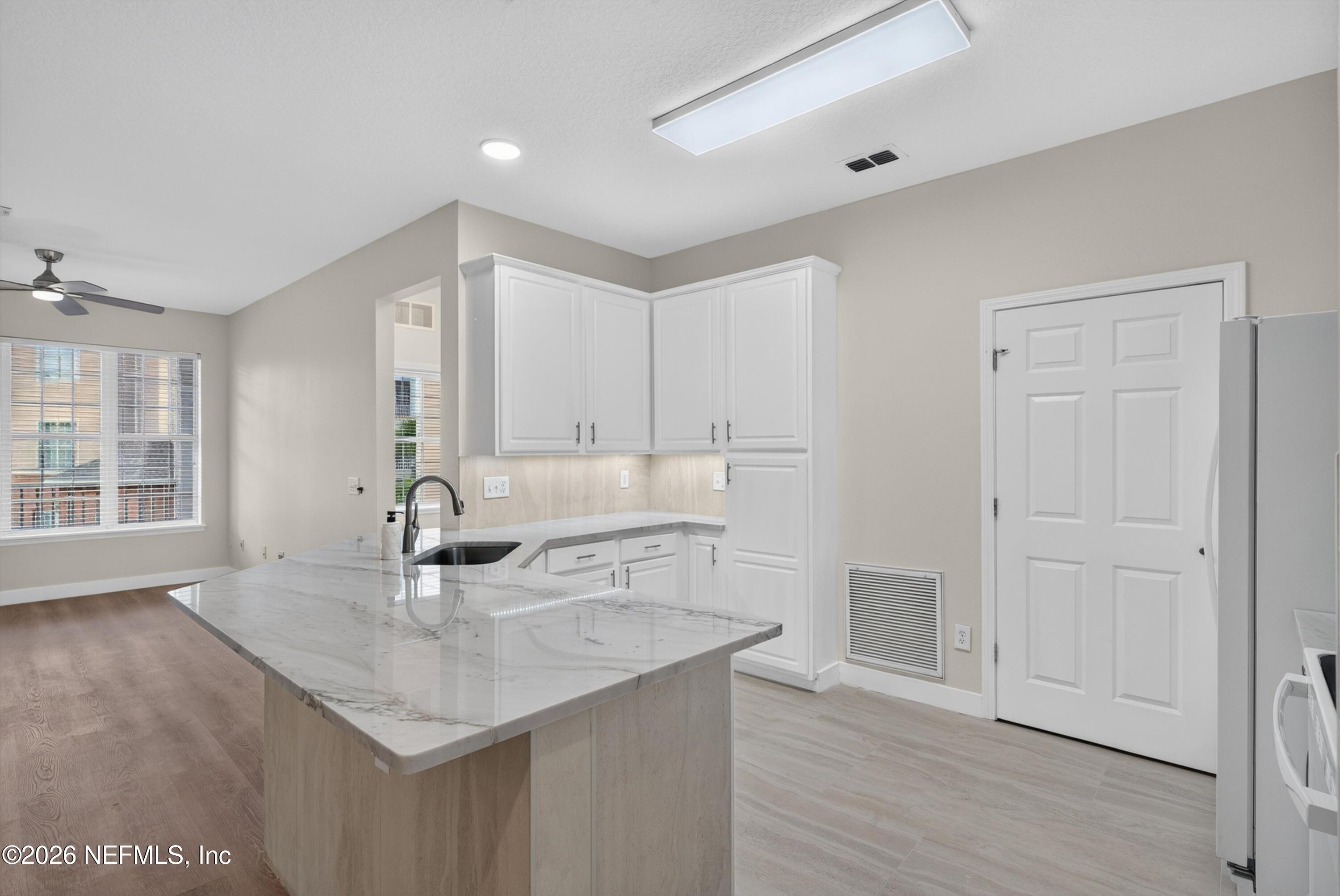 11251 CAMPFIELD Drive 1202