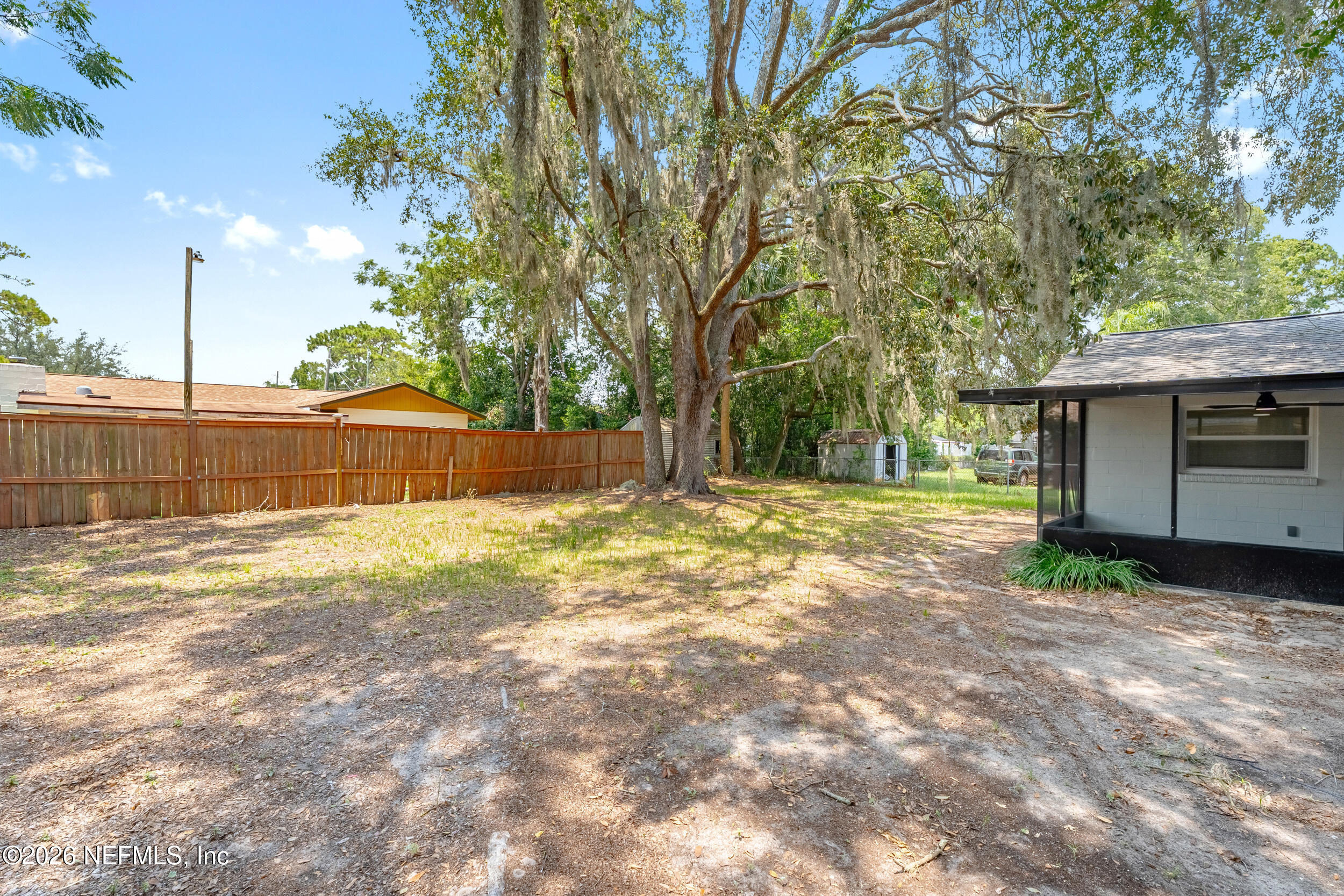 6104 W GOLDEN GROVE Road W