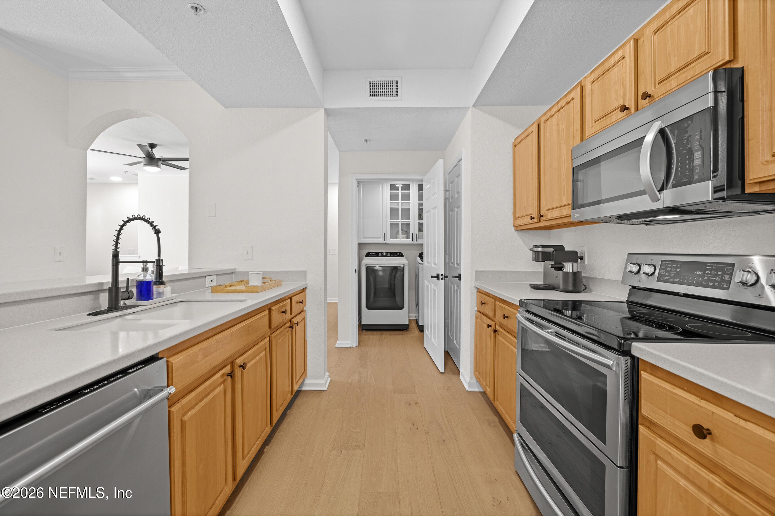 10075 GATE Parkway N 903