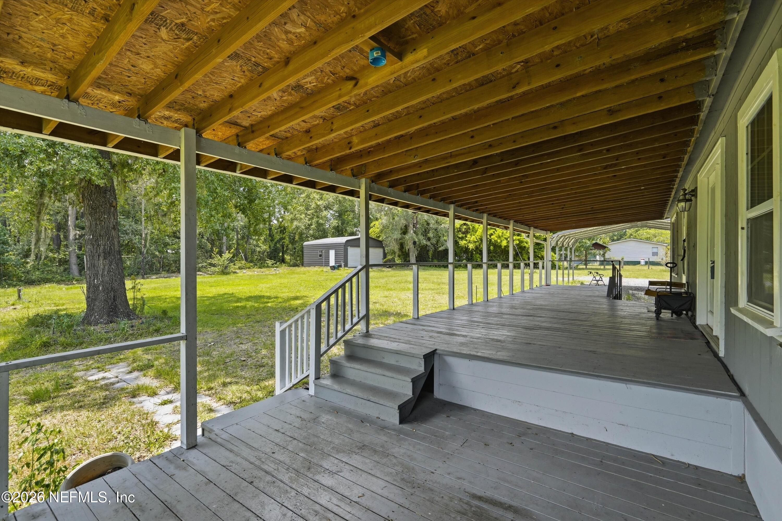 1097 MULBERRY LANDING Road N