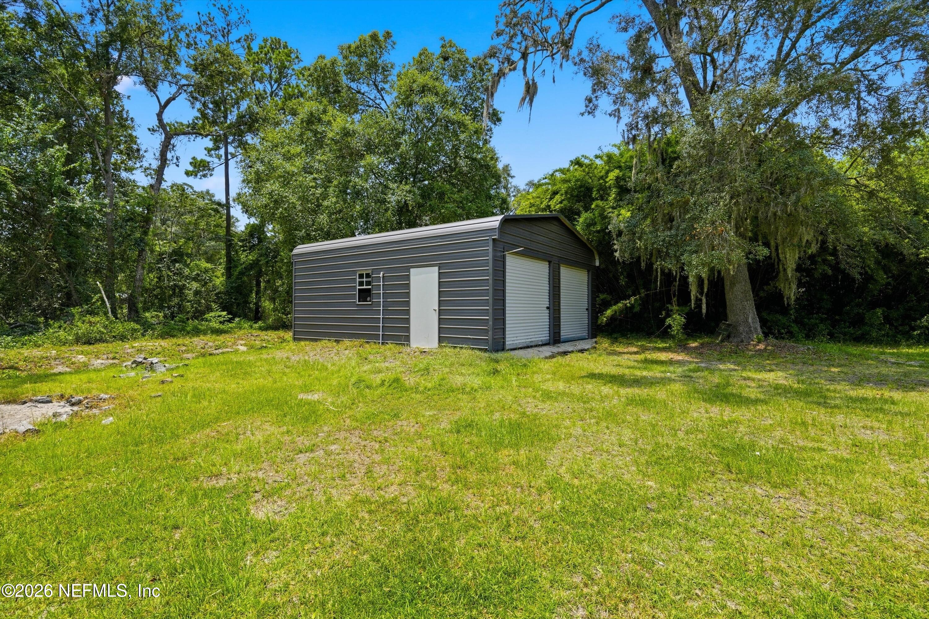 1097 MULBERRY LANDING Road N
