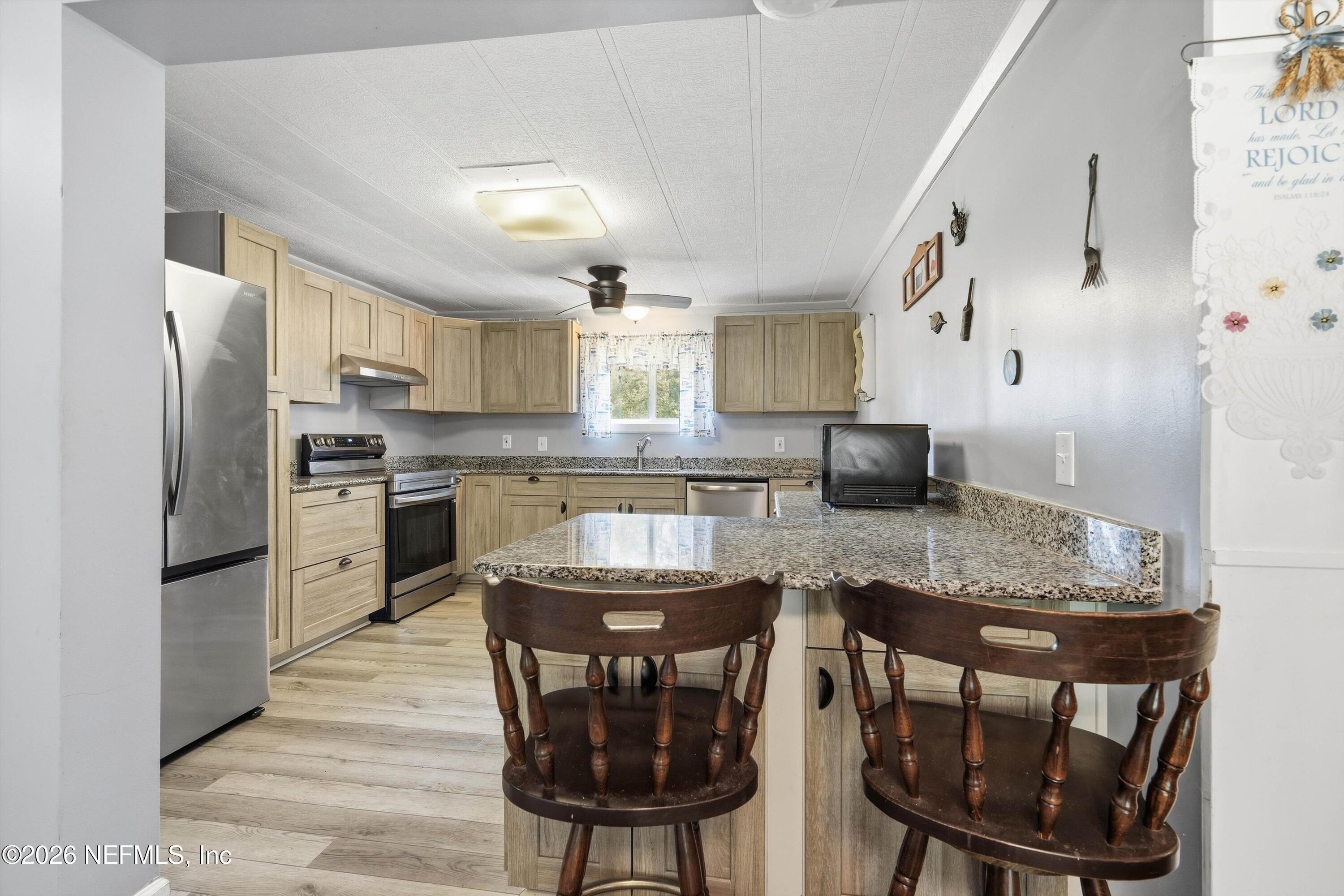1097 MULBERRY LANDING Road N