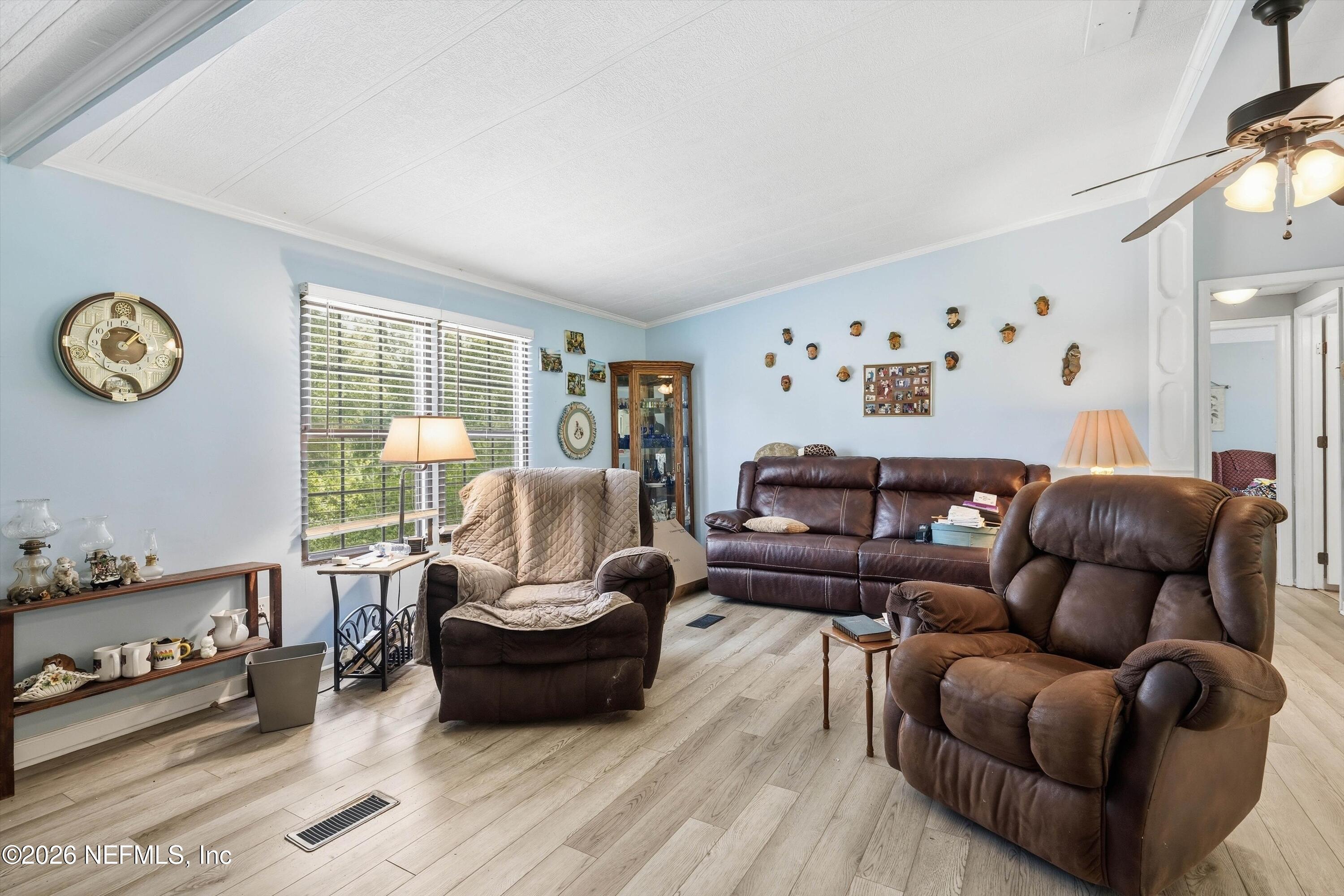 1097 MULBERRY LANDING Road N