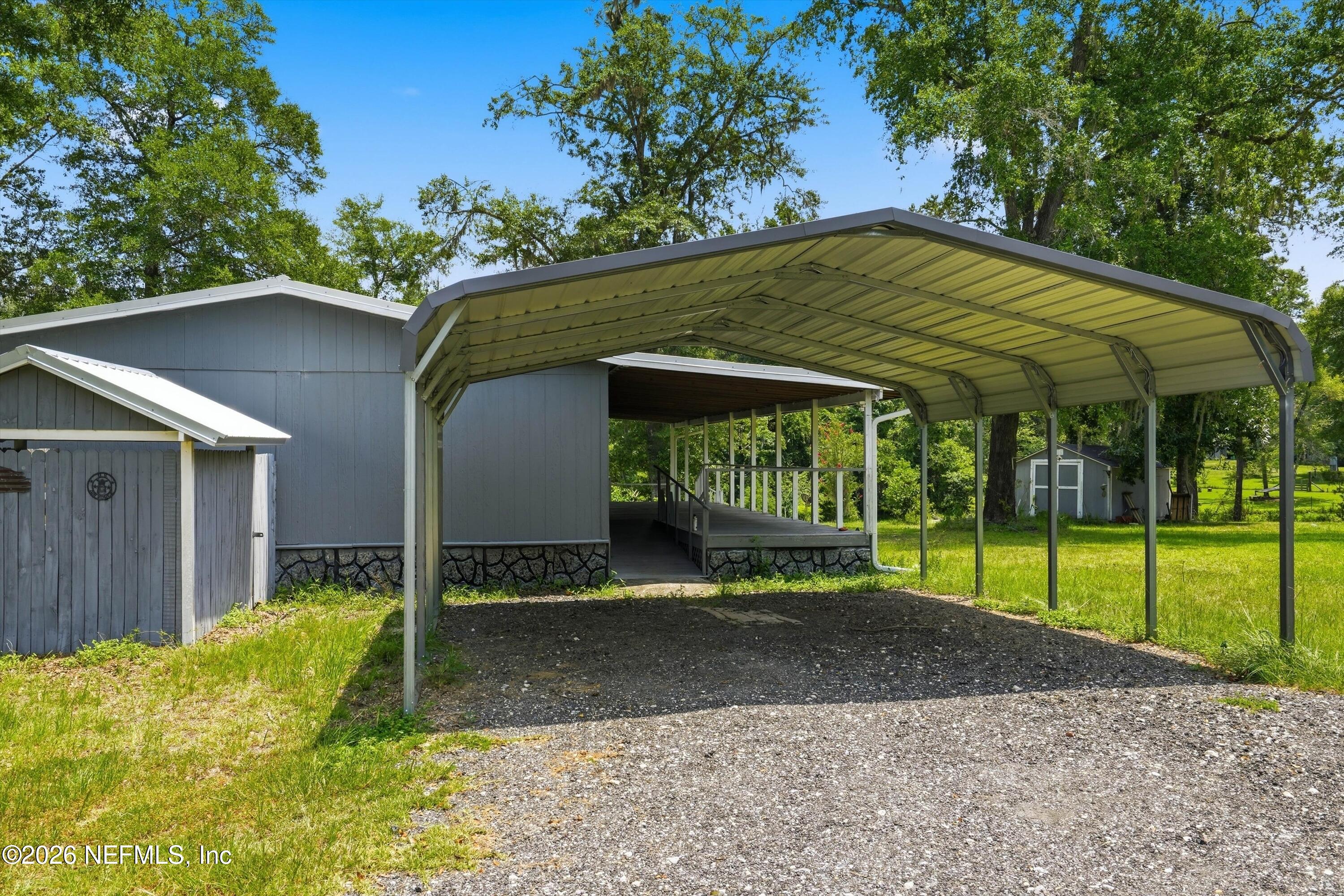 1097 MULBERRY LANDING Road N