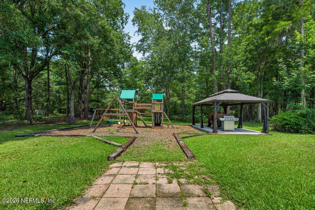 54704 CRAVEY Road