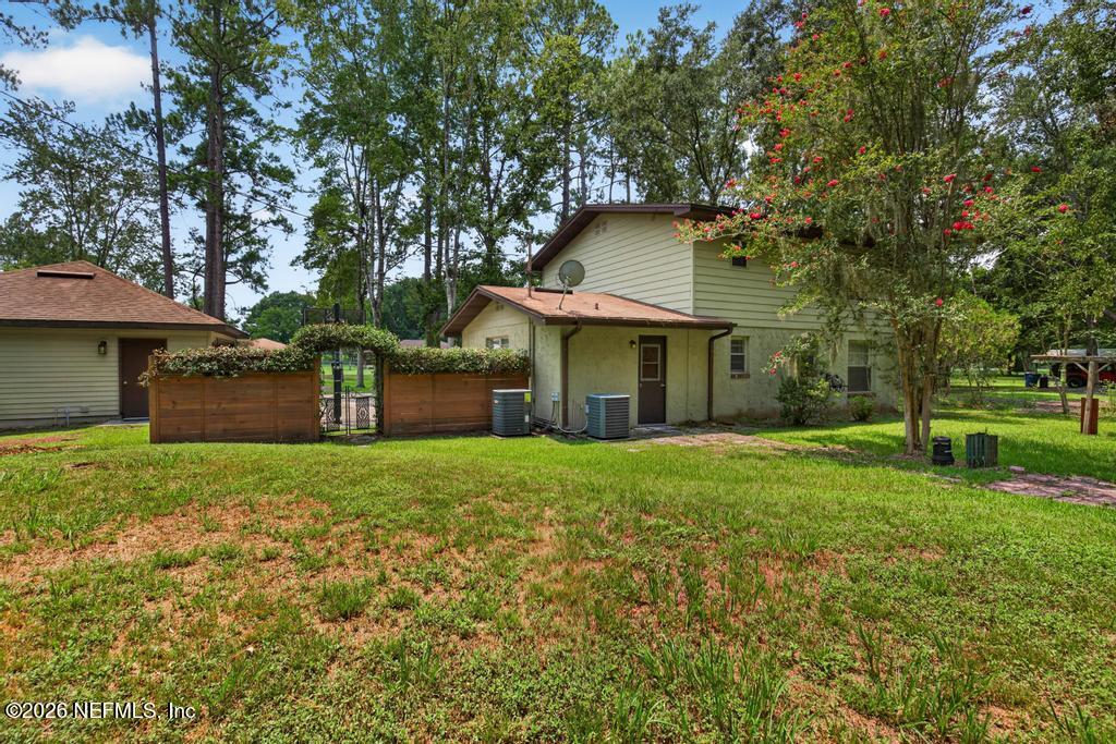 54704 CRAVEY Road