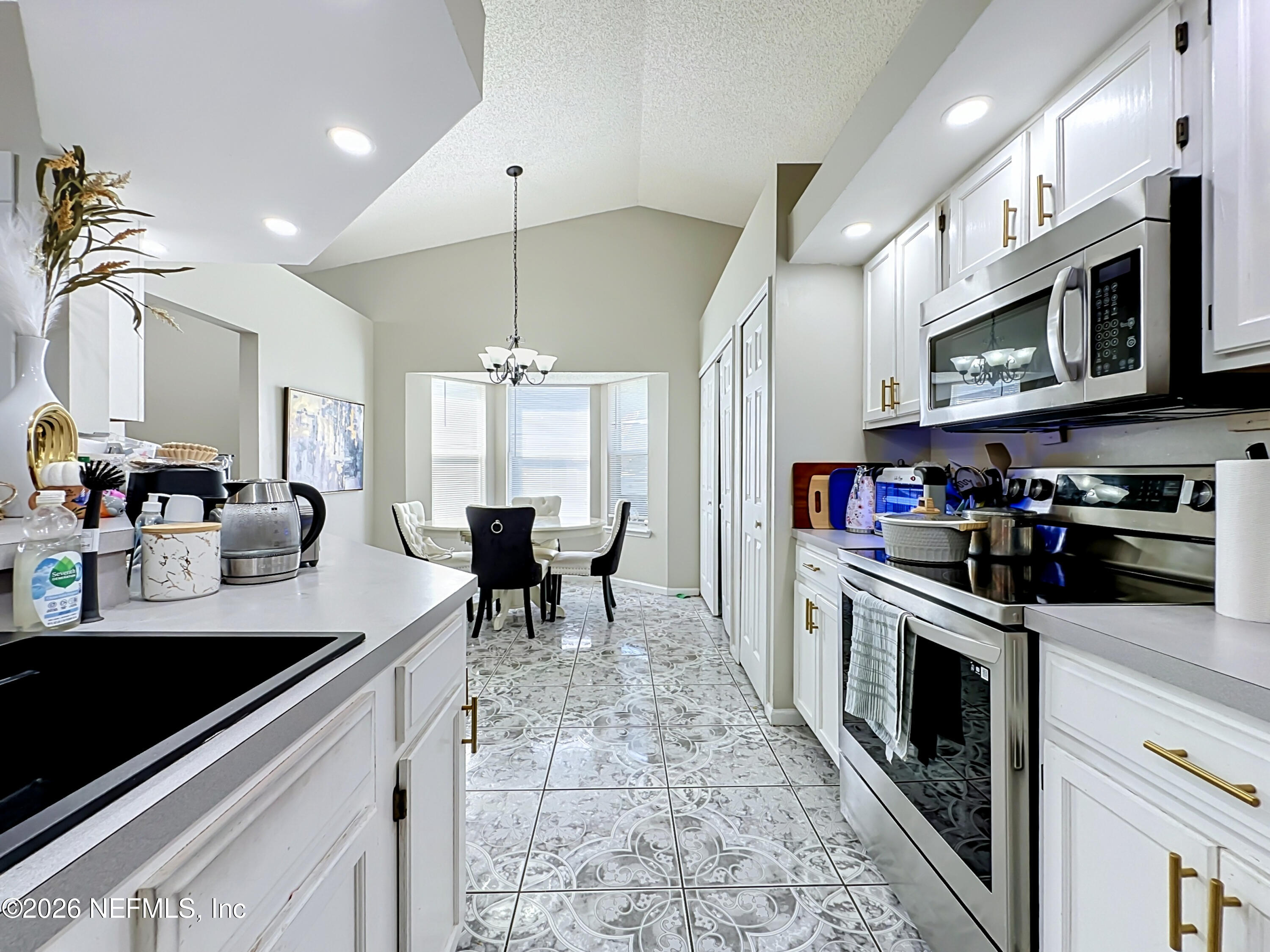 3346 DEERFIELD POINTE Drive