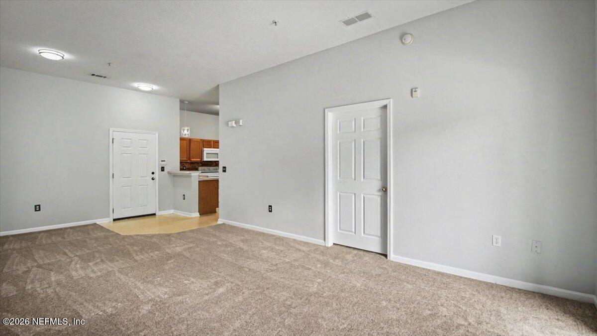 9670 AMARANTE Circle 7