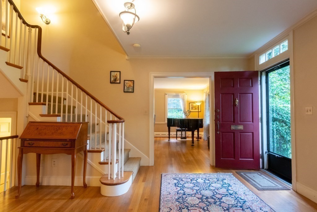 609 High Rock Street