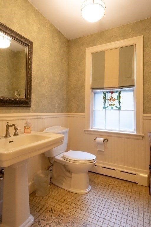 609 High Rock Street